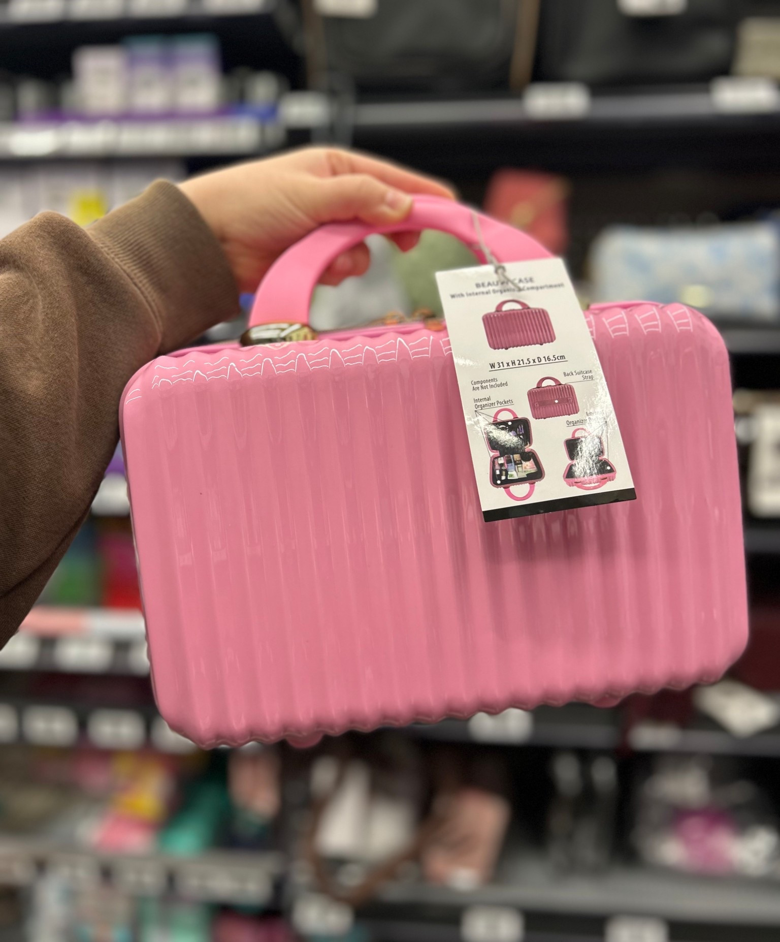 Found the viral Walmart hard makeup case and it’s amazing! It’s low stock so grab fast! #ad #Walmart