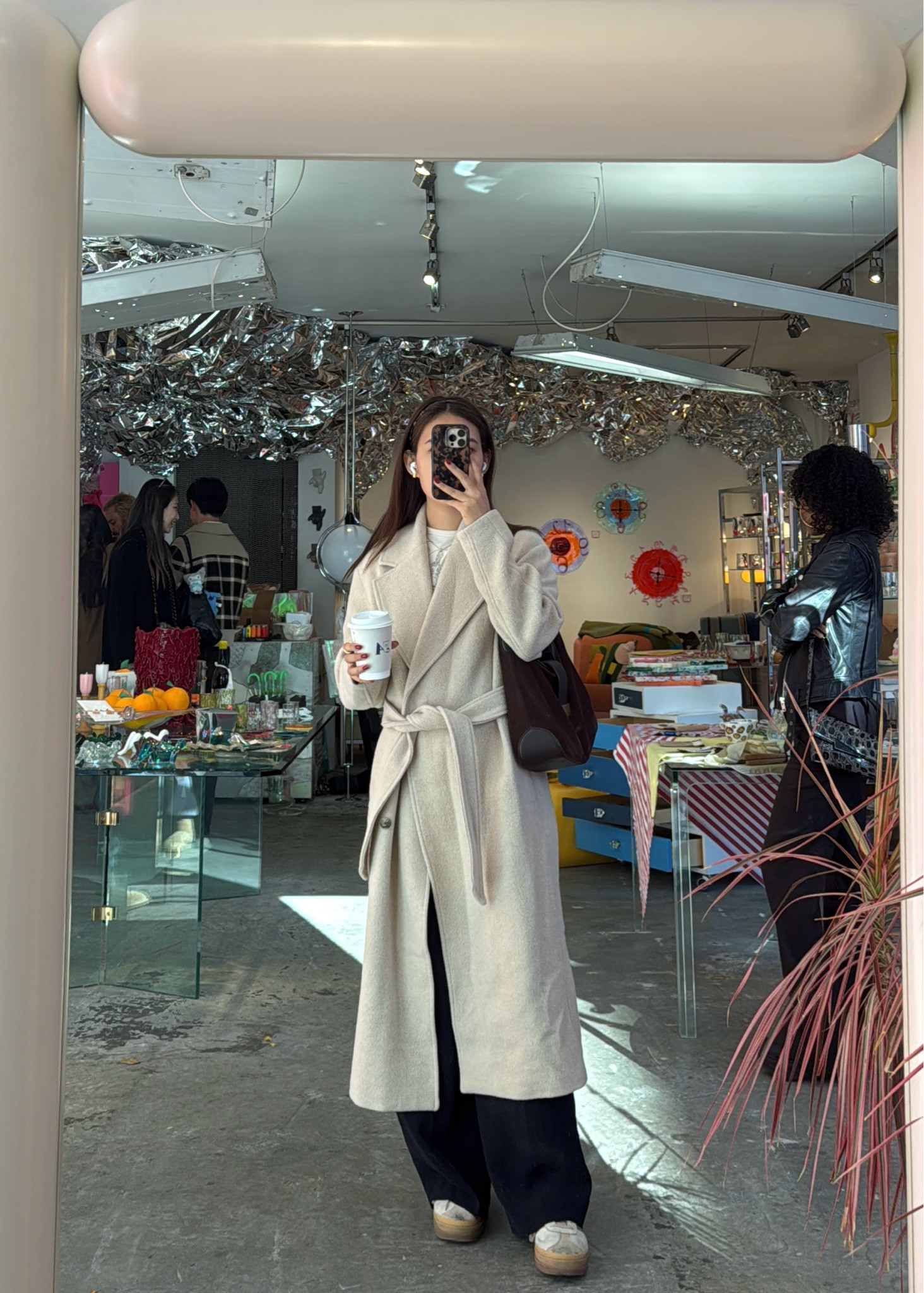 Sunday strolls when it gets chilly 🤎 had to bring out the winter coat

Wool coat, winter coat, fall fashion, casual outfit

#LTKItBag #LTKStyleTip #LTKSeasonal