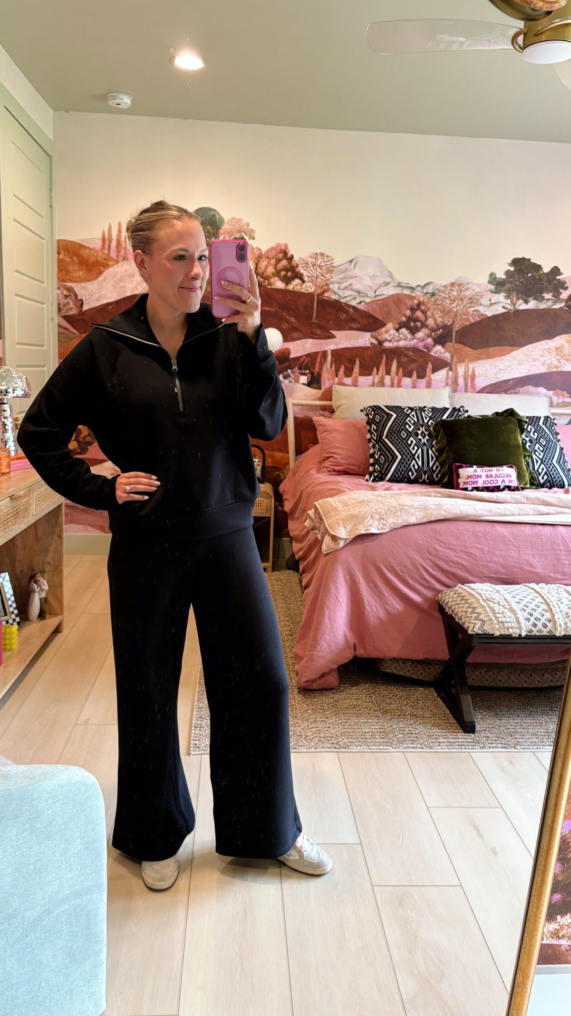we all know I’m a huge set lover and I finally got my hands on some @spanx items and I’m never going back! Their AirEssentials line is top notch, and the fabric is such great quality. I also really love their jeans because they truly hold me in and are so comfortable! I have a code for 15% off your first order KAYZIEXSPANX 👏🏽 #Spanxpartner