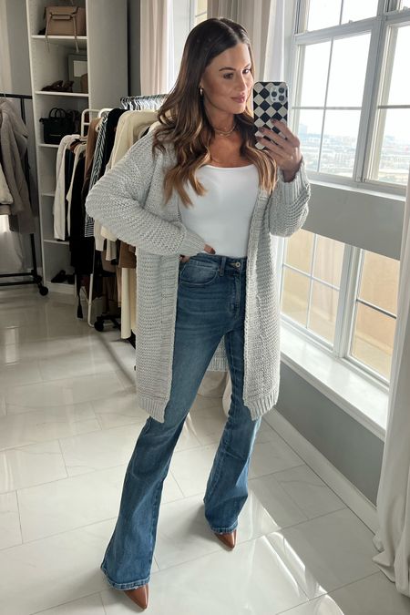 love this oversized grey cardigan! It pairs perfectly with the wide leg jeans. I would also wear it over an activewear set 😍 size s/m cardi and 25 jeans 

Spring outfit, casual outfit, red dress boutique, cardigan, jeans, denim, bodysuit

#LTKunder50 #LTKstyletip #LTKunder100