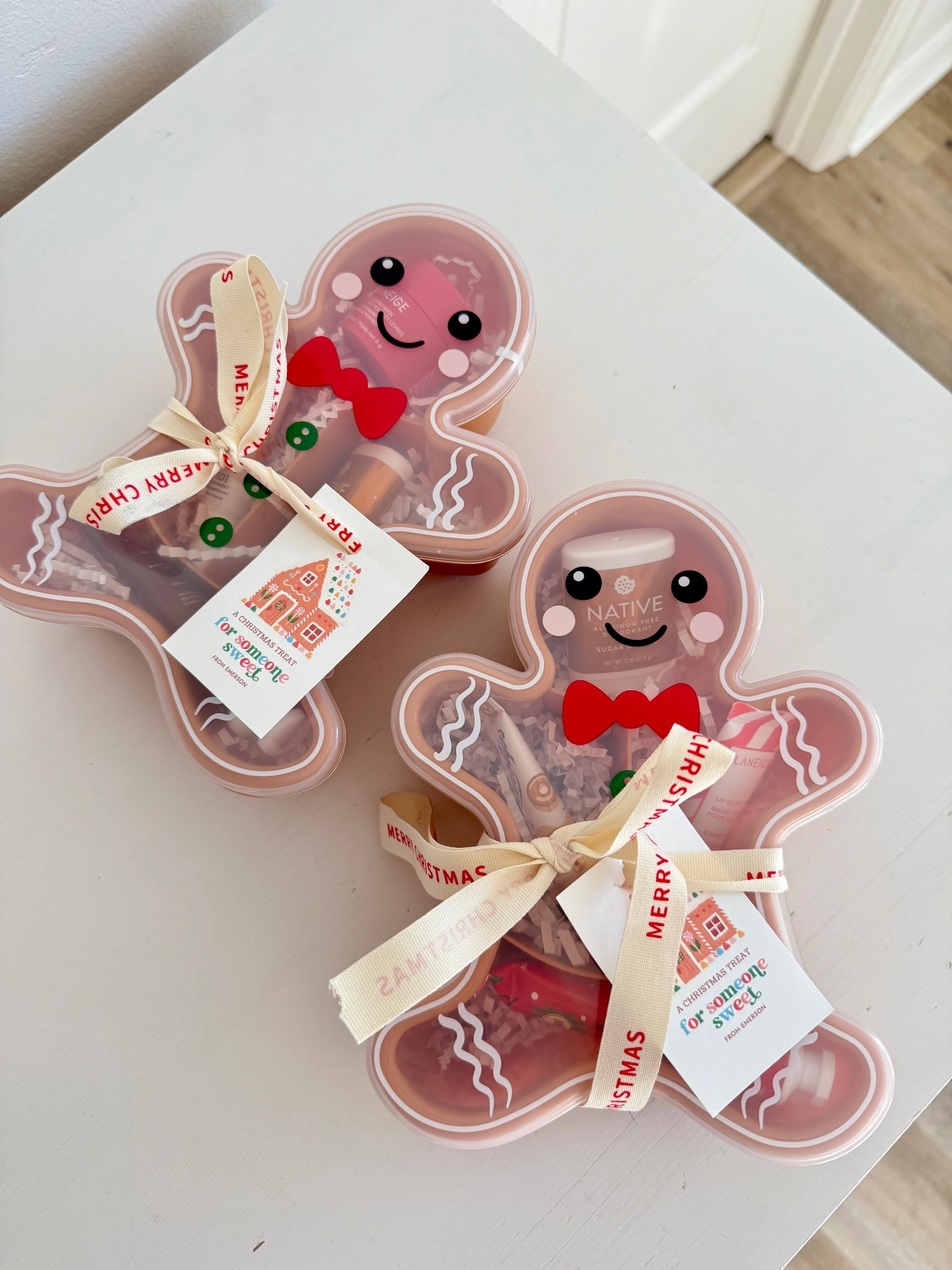 The viral Christmas containers are fully back in stock! Perfect for Christmas gifts, movie nights, snack containers! 

#LTKHoliday #LTKKids #LTKGiftGuide

#LTKSeasonal #LTKHoliday #LTKGiftGuide