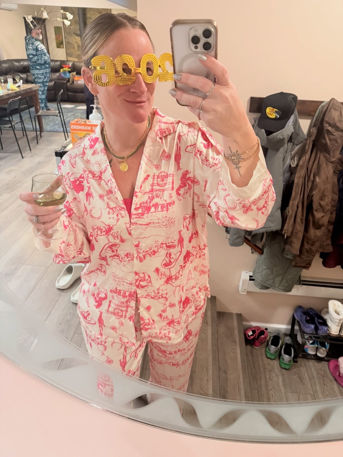 You know if there’s a mirror I’m taking a mirror selfie. 🤳 

Here’s to more mirror selfies & comfy pajamas in 2026. Pjs linked in my @shop.ltk