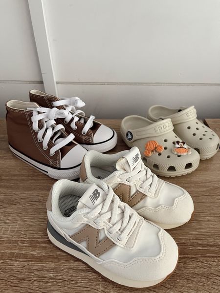 toddler fall shoes 🧸🤎🍂 - neutral converse, crocs, and new balance sneakers 


#LTKfamily #LTKkids #LTKbaby