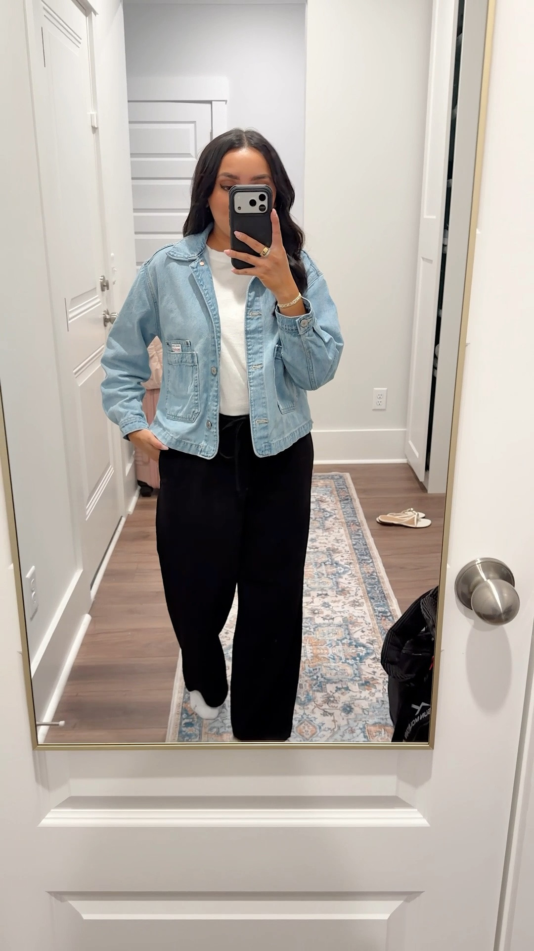 Aritzia lodge pants dupe!
Black pants size xs petite TTS 
Tee size xs petite TTS
Denim jacket size xs petite TTS

#LTKootd #LTKgrwm #LTKPetite