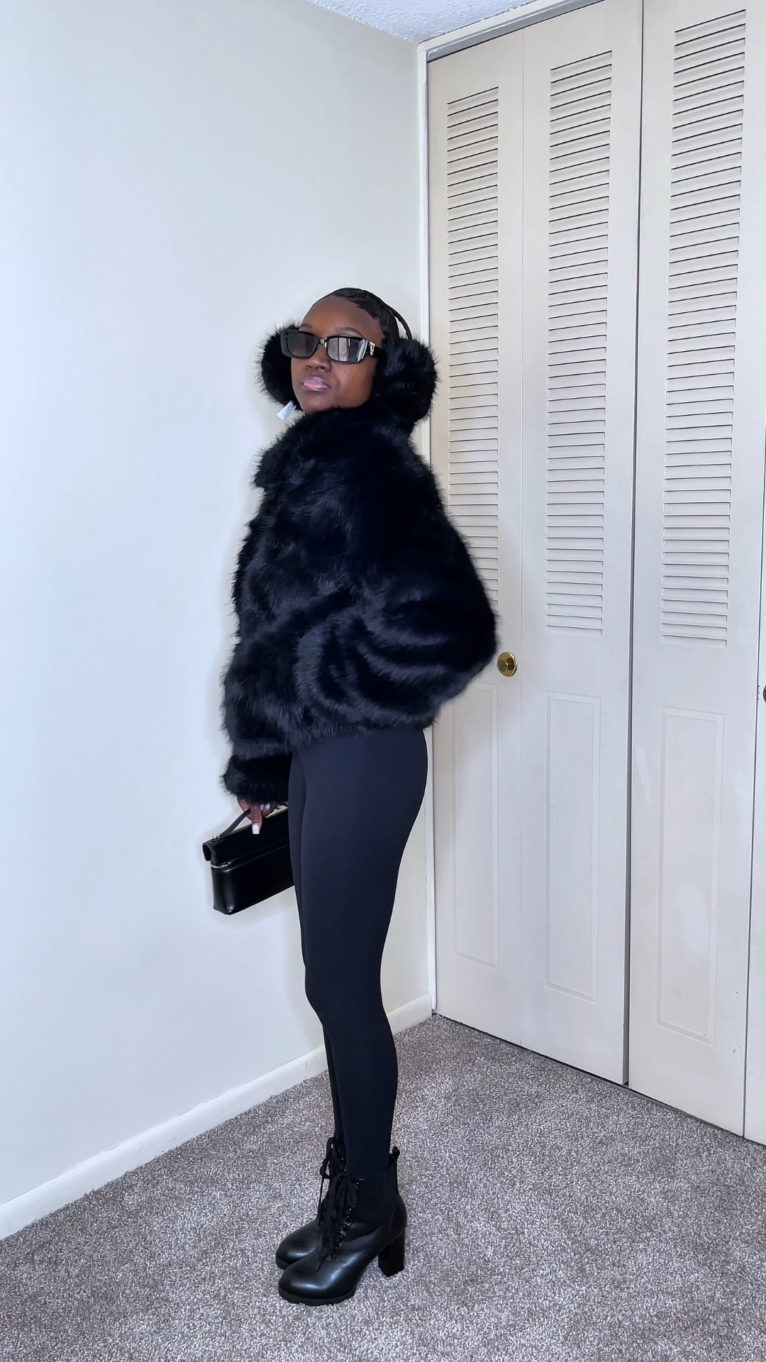 Simple Elevated All Black Outfit Inspo

#LTKootd #LTKgrwm #LTKFindsUnder50