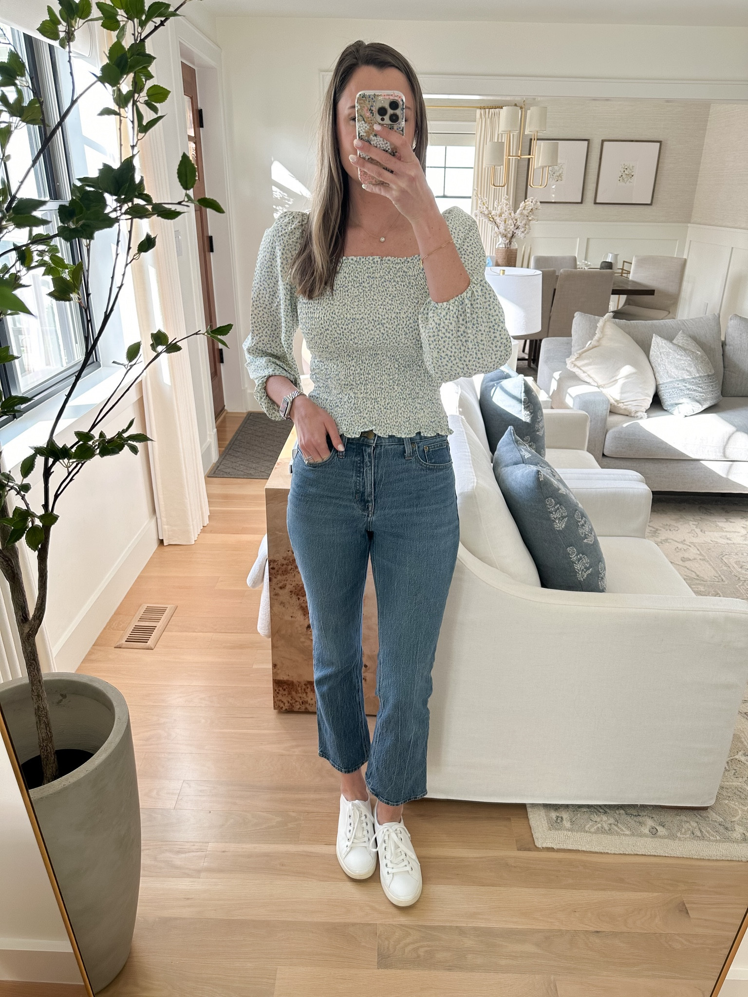Spring outfit, amazon, jean, j crew, what to wear, white sneakers, dsw 

#LTKover40 #LTKfindsunder50 #LTKsalealert