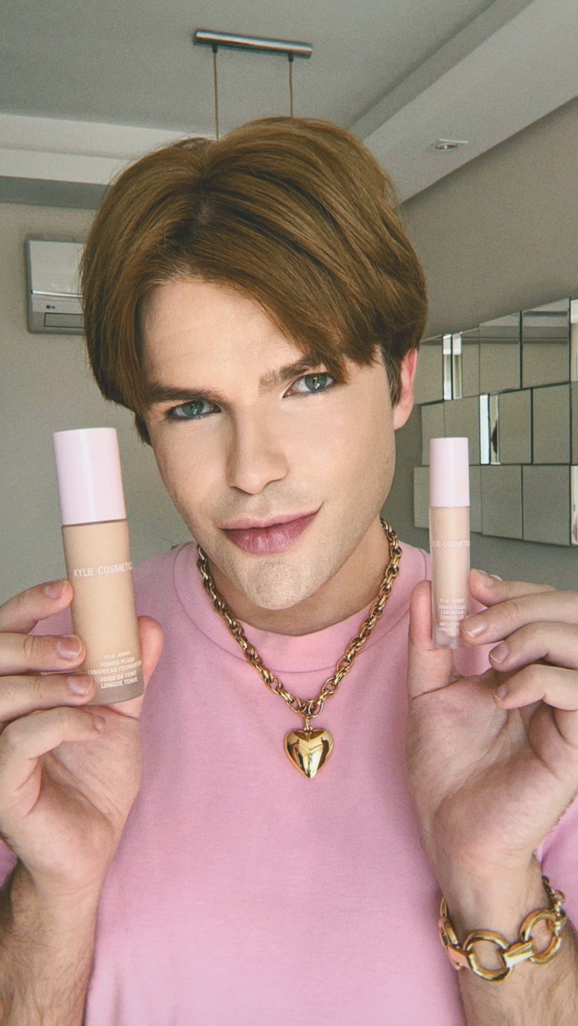 A duplinha de base e corretivo Power Plush da Kylie Cosmetics é perfeita! Eu amo! 💕✨ 

#LTKbrasil #LTKbeleza