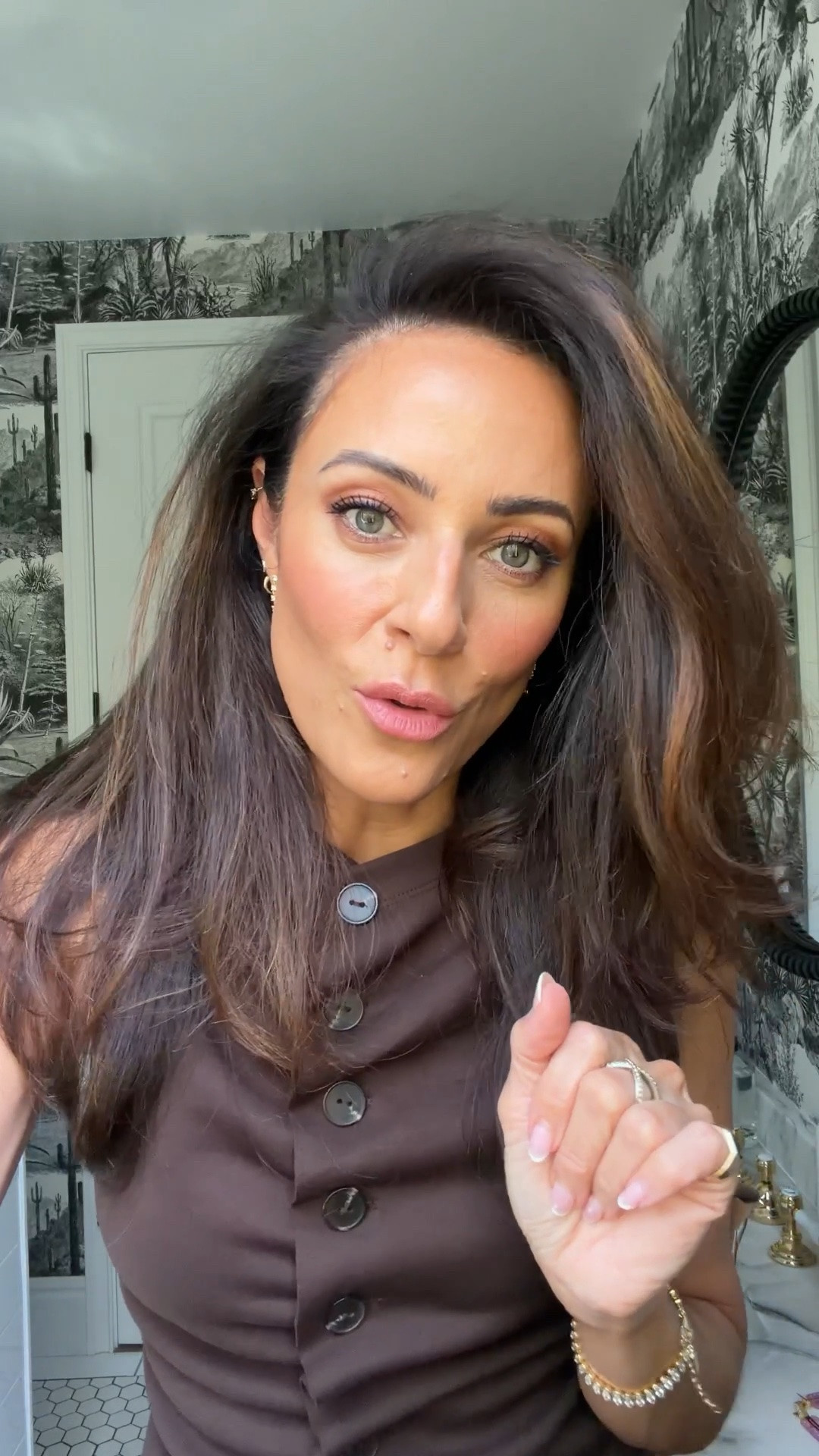 This one’s for my ladies that struggle with our brows, this gives the most incredible hairlike strokes like nothing I’ve tried before! New at @Sephora and make sure you’re a beauty insider for the perks! #SephoraPartner

#LTKOver40 #LTKSeasonal #LTKBeauty