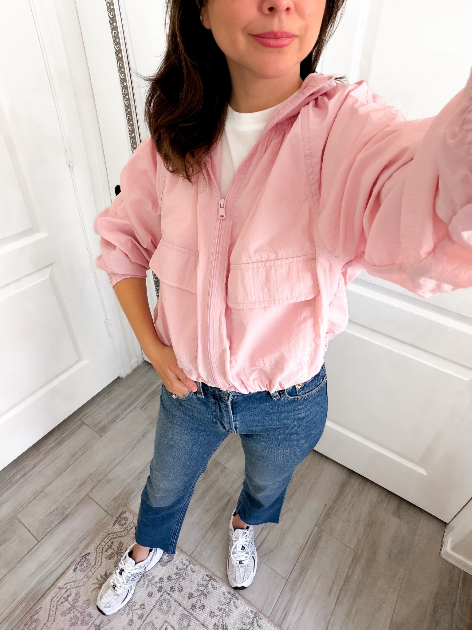 My grab-and-go mom uniform lately.
I’m 5’2 and love this lightweight windbreaker for school days, errands, and casual weekends. Easy to throw on, flattering for petites, and something I’ll actually wear on repeat.



#LTKmomlife #LTKPetite #LTKgrwm