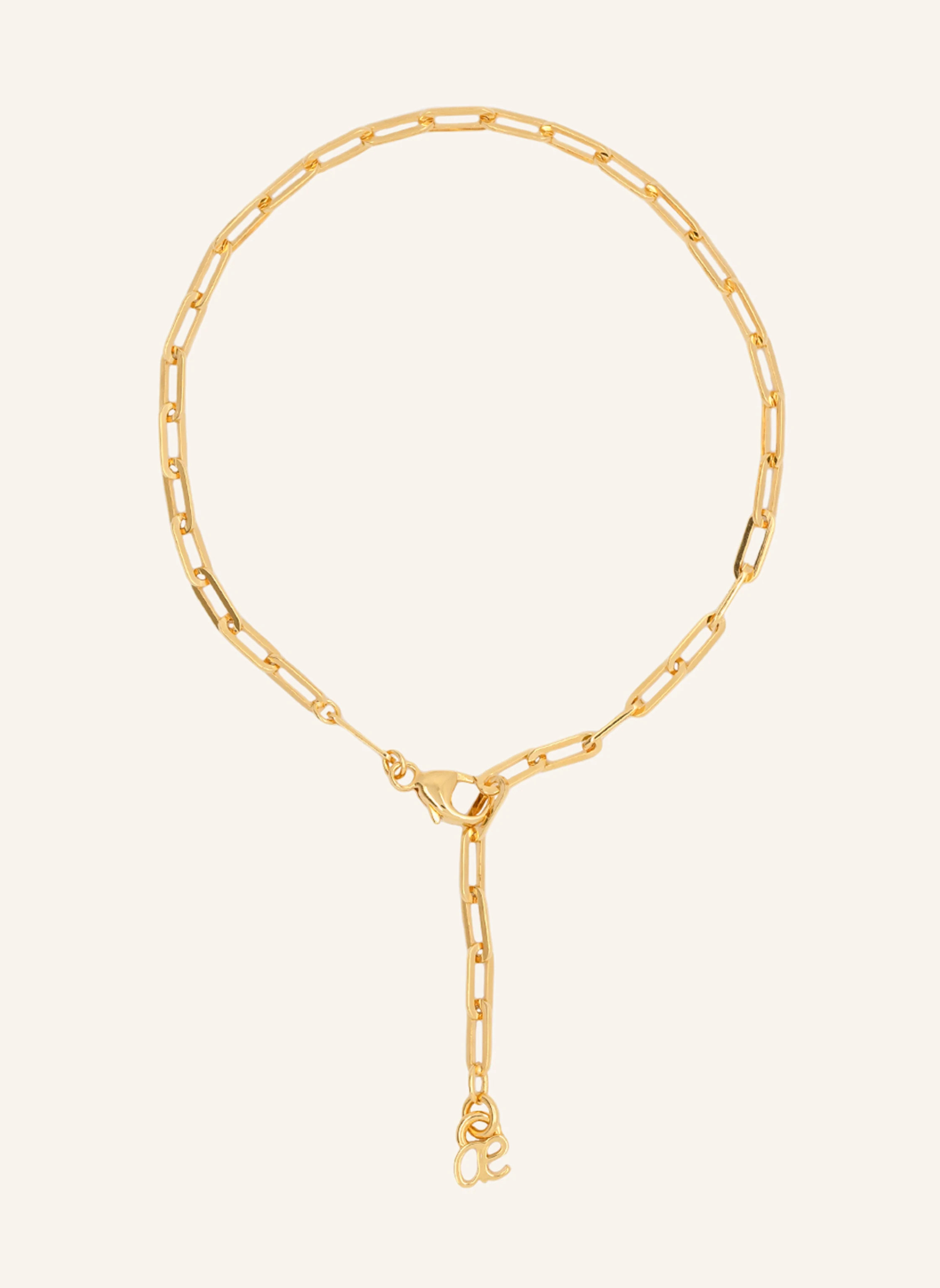 ariane ernst | Breuninger (DACH)