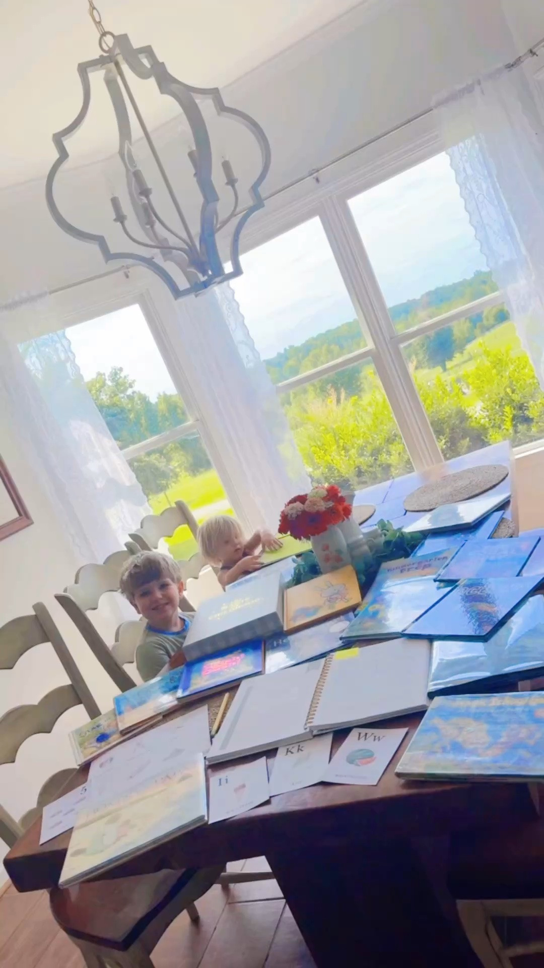 And started off a fun 🤩 new homeschool preschool unit ✏️ all about the “beach” ☀️🌊🏖️ - which is so fun and perfect 😍 since we are headed there 🚙 this weekend!! Can’t wait!! 🥳 I love when units line up like this!! 📖