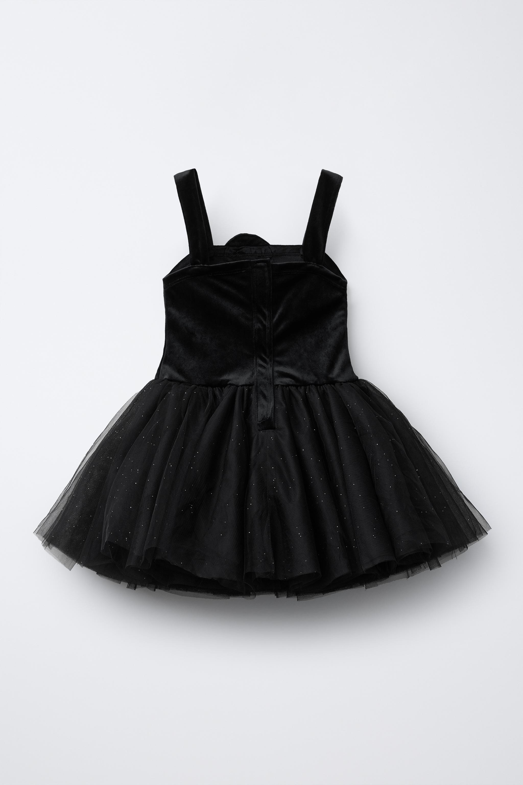 NEWBLACK SWAN BALLERINA COSTUME$ 39.90Black | 0653/747/800Add to cartAddBlack swan ballerina cost... | Zara US