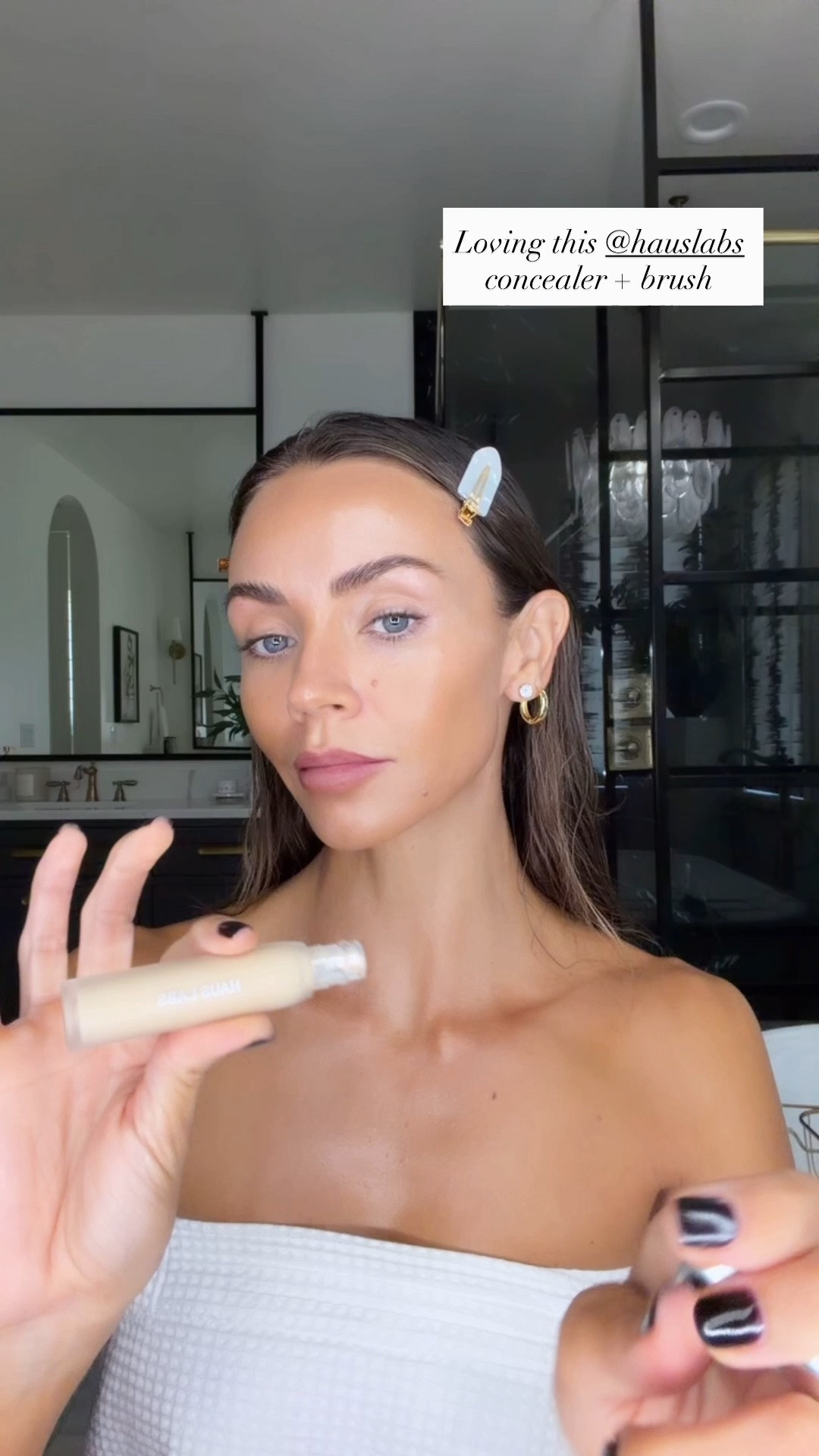 Concealer shade: light golden
