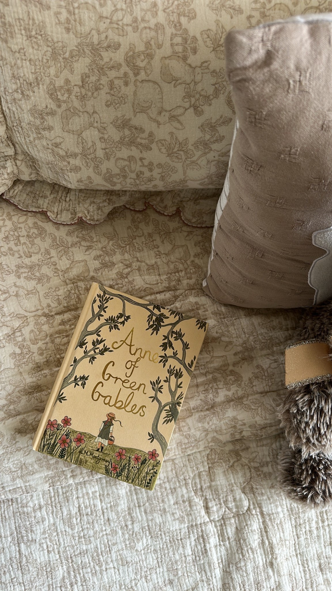 Classic books in pretty covers 

#LTKHome #LTKFindsUnder50