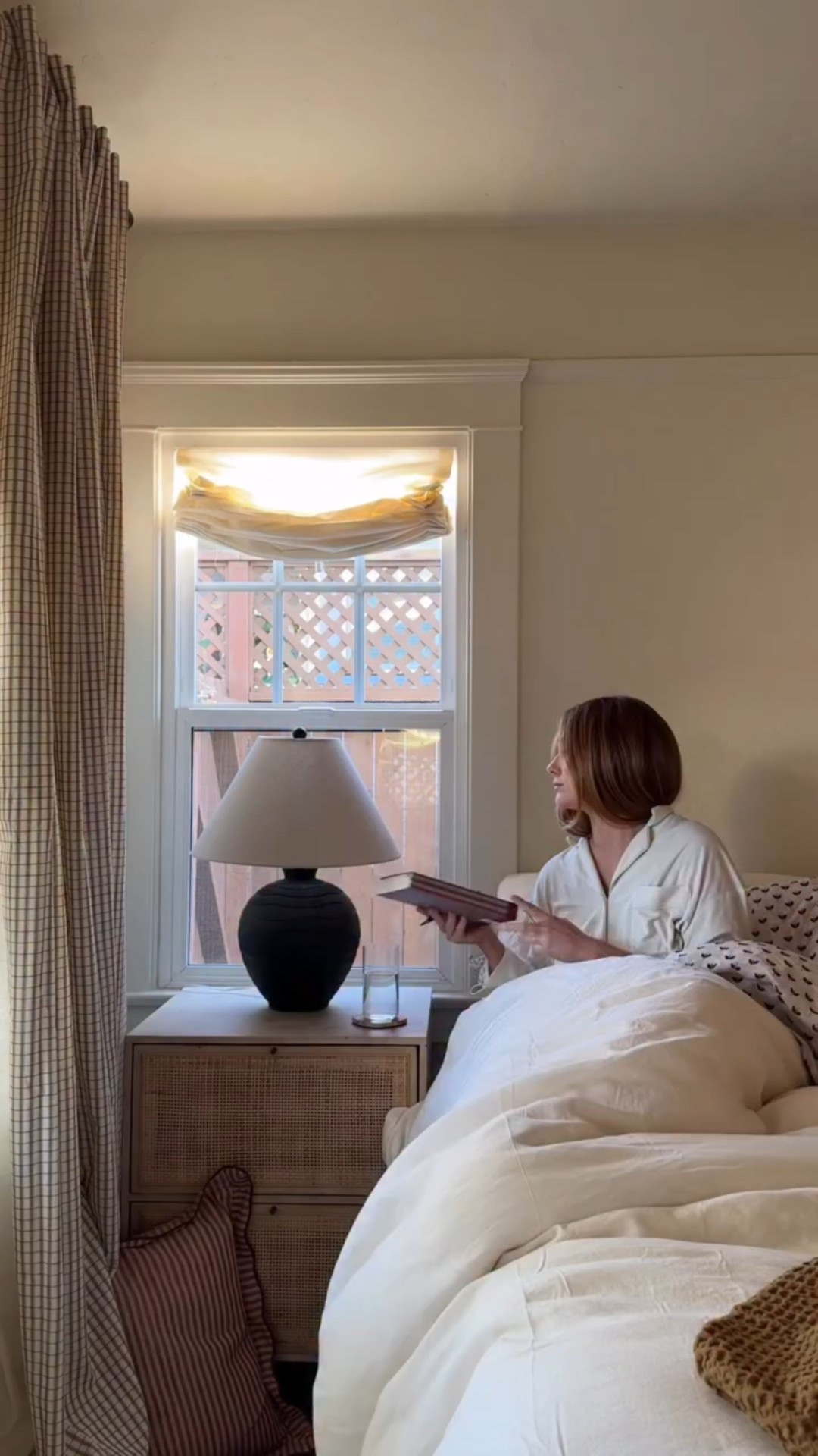 we may have downsized our bed, but we upgraded in comfort 💤🥑☁️🛏️ — sleeping on the @avocado.green

#homeimprovements #bedroominspo #avocadopartner #avocadomattress  #SleepWellLiveWell