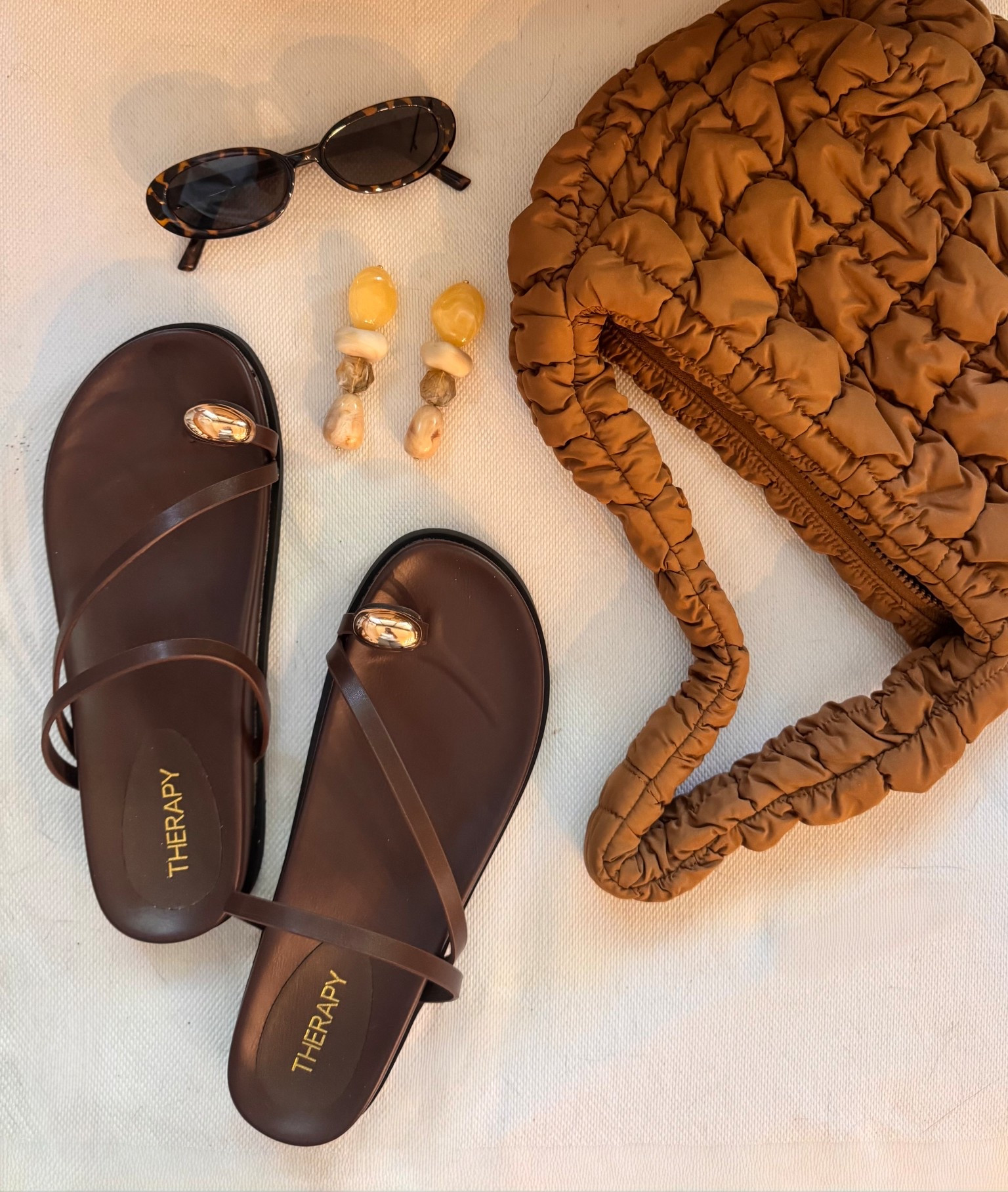 
It’s time to start thinking about Christmas gifts : what to give to the fashionista in the family ?
It’s the season of sales @theiconicau and these fabulous accessories are the perfect gift for the style guru on your Christmas list. 
 
Gifted together or given as individual presents, these are my pick of the coolest accessories of the season : 
the magic mix of glamour & low key chic .

If you’re struggling for ideas on what gifts to give this Christmas THE ICONIC has it all. Easy & effortless shopping ? 
Yes, please ! 
#ad #paidpartner 

#LTKgiftguide #LTKaustralia #LTKsummer