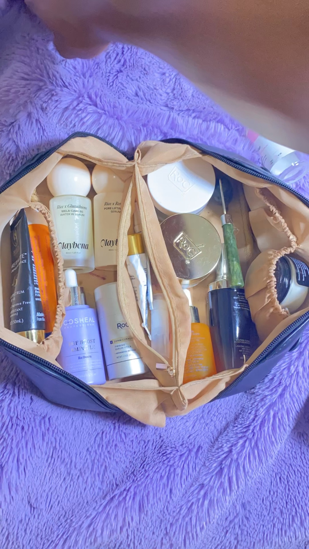 My skincare bag is glowing as I grow up 

#LTKBeauty #LTKMostLoved #LTKGiftGuide