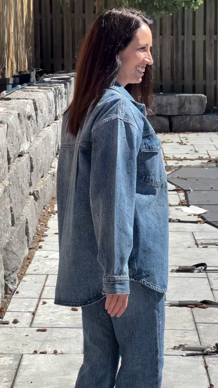 ✨ Sparkles for everyday ✨

I wore this to a pedicure and collected 5 colours compliments on only an hour!

I’m wearing size S in the jacket and 28 in the jeans .#LTKover40 #LTKSeasonal

#LTKspring #LTKstyletip #LTKcanada