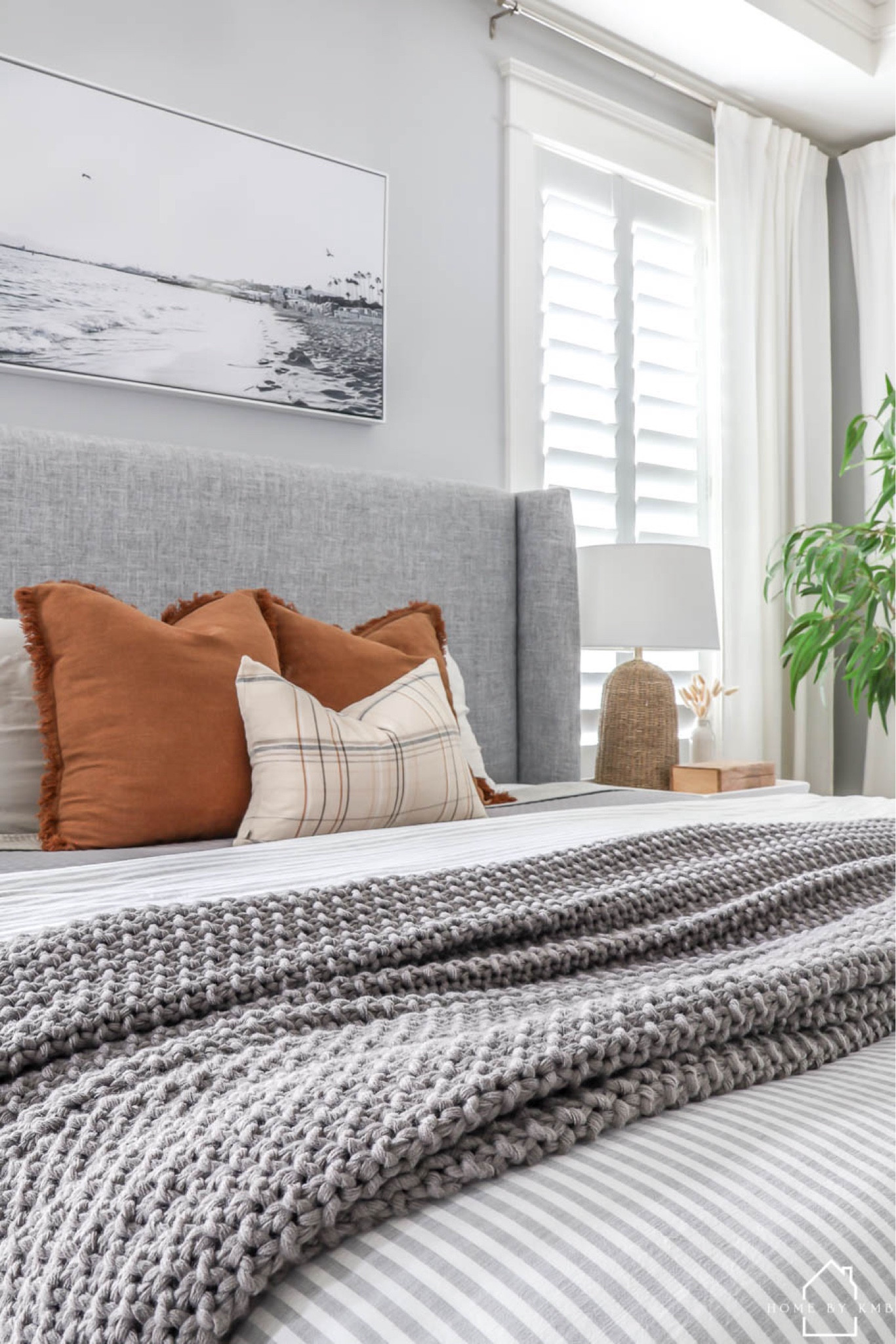 Happy Sunday! Chances I make this bed today…slim 🤪
•
•
•
#homebykmb #bedrooms #bedroomdecor #bedroomideas #bedroomstyling #bedroominspiration #bedroominspo #bedroominterior #bedroominteriordesign #bedroomdesigns #bedroomdecoration #bedroomdecorideas #masterbedroom #bedroomdesignideas #targetstyle #wayfairathome #amazonhome #homedecor #homedesign #interiordesignideas #homeinspiration #interiordesign #interiorstyling #homedecorblog #homeaccount 

#LTKHome