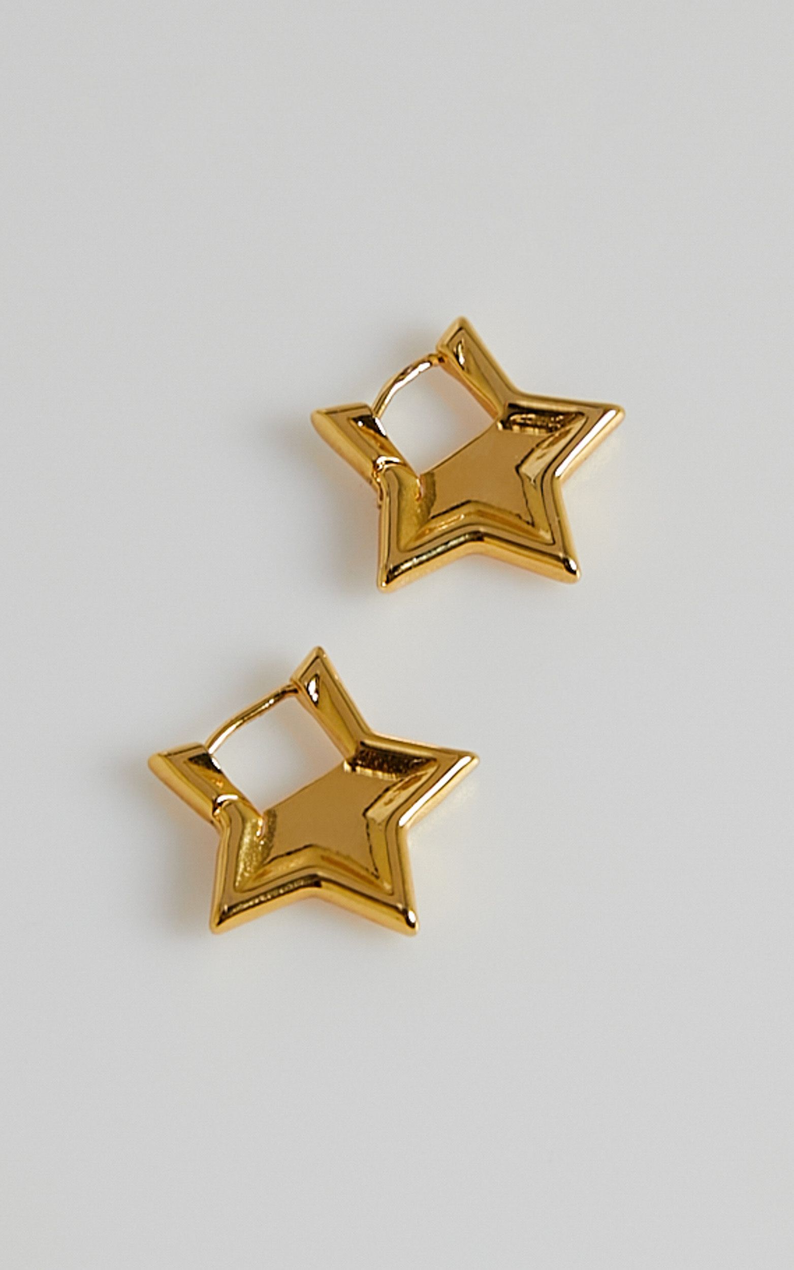 Rorey Star Earrings in Gold | Showpo - deactived