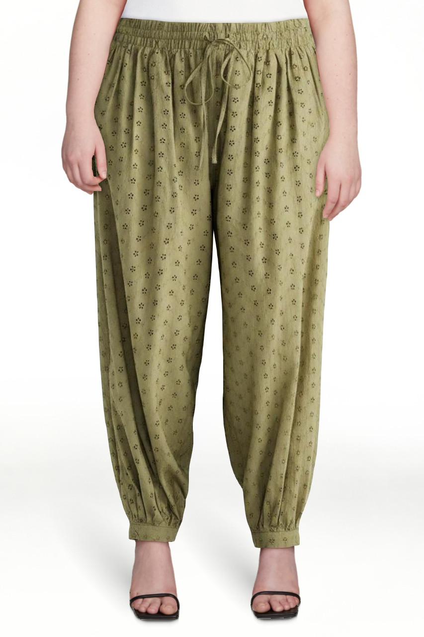 Scoop Women\u2019s and Women's Plus Eyelet Harem Cotton Pants, Sizes XS-4X | Walmart (US)