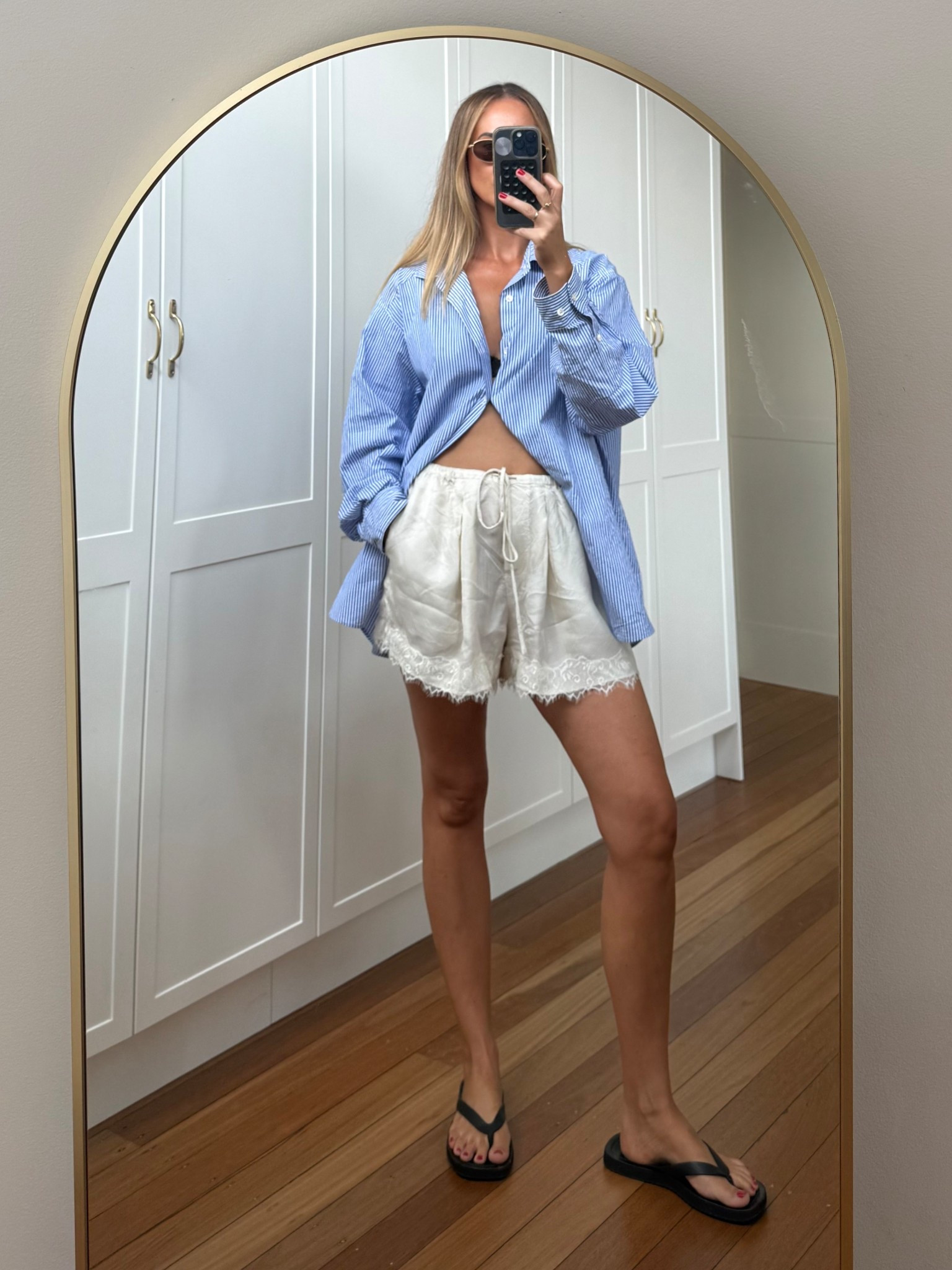 My shirt is from IDA+S but I can’t find it on here so this one from DISSH looks very similar. 💙