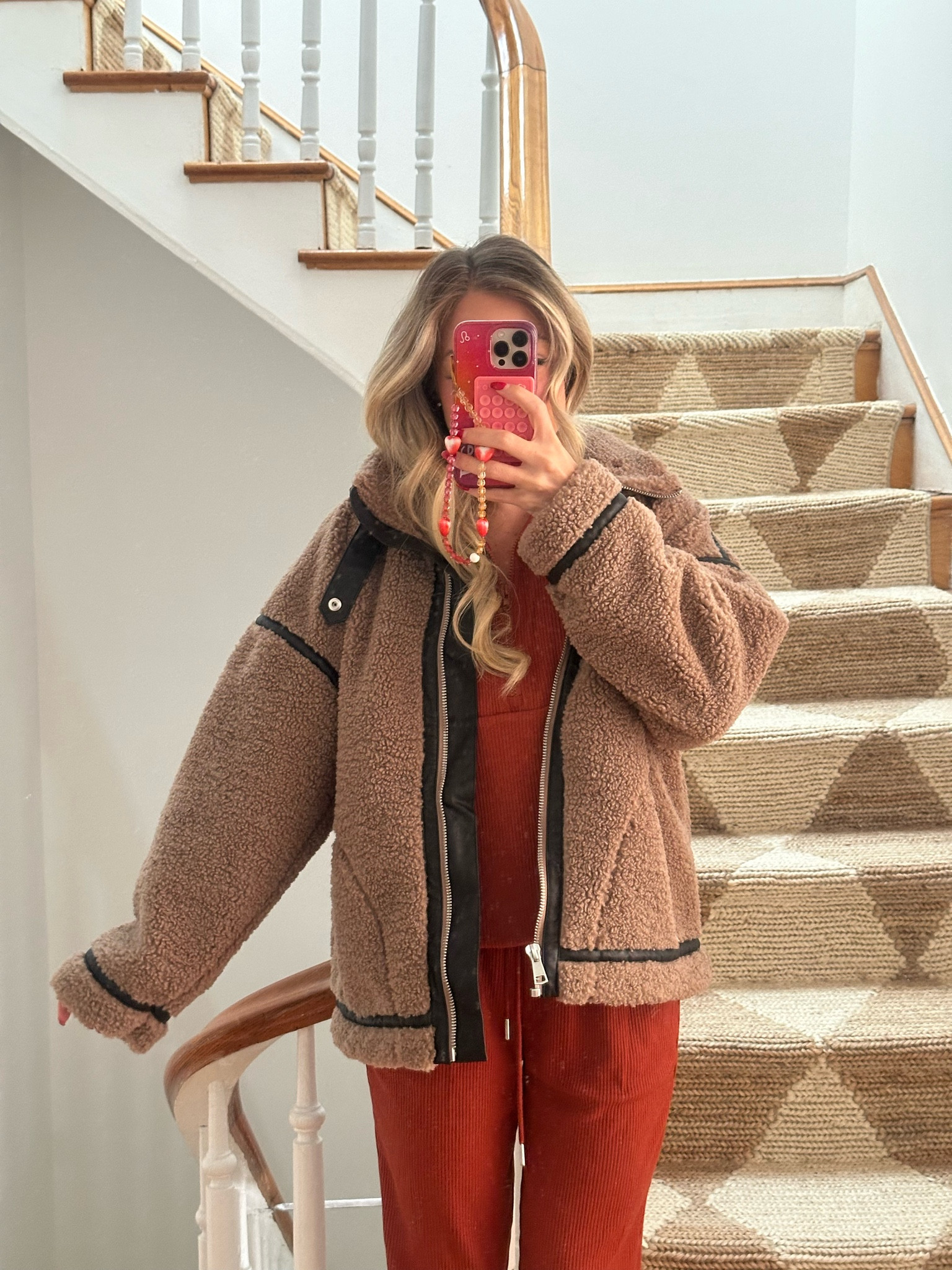 Cozy travel outfit for road trip 

#LTKFindsUnder50 #LTKTravel #LTKFindsUnder100