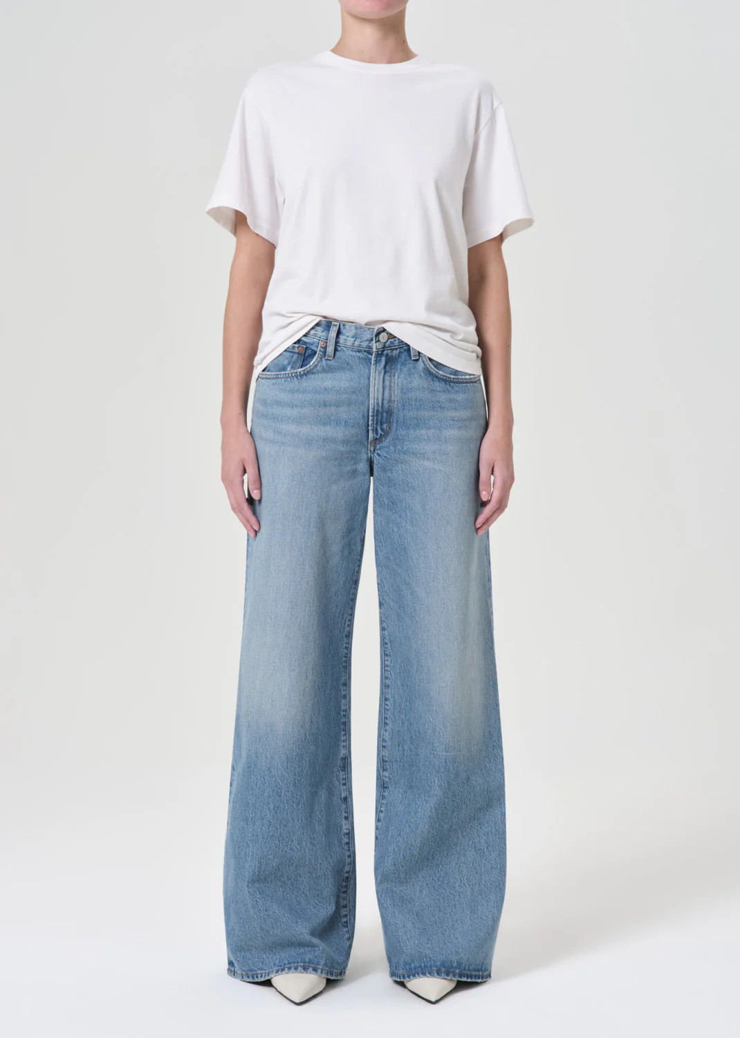 Clara Low Rise Baggy Flare in Signal | AGOLDE