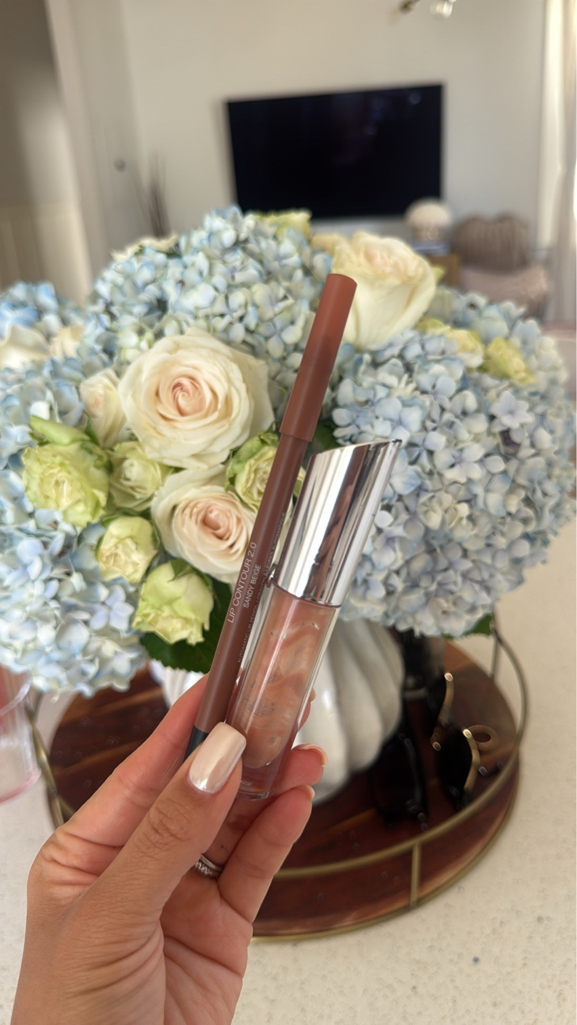Lip combo! Liner is shade Sandy Beige and lipgloss is 07 nude glow

#LTKBeauty