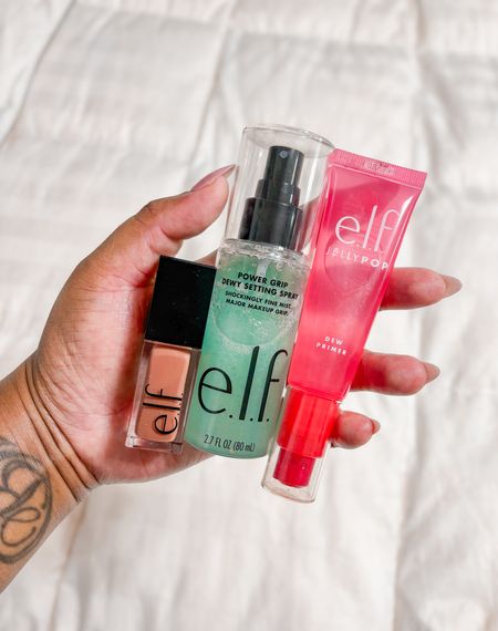 A few of my favorite elf products!

Nude/brown lip oil 
Setting spray
Primer 

Affordable makeup 💄 

#LTKxelfCosmetics #LTKFindsUnder50 #LTKBeauty