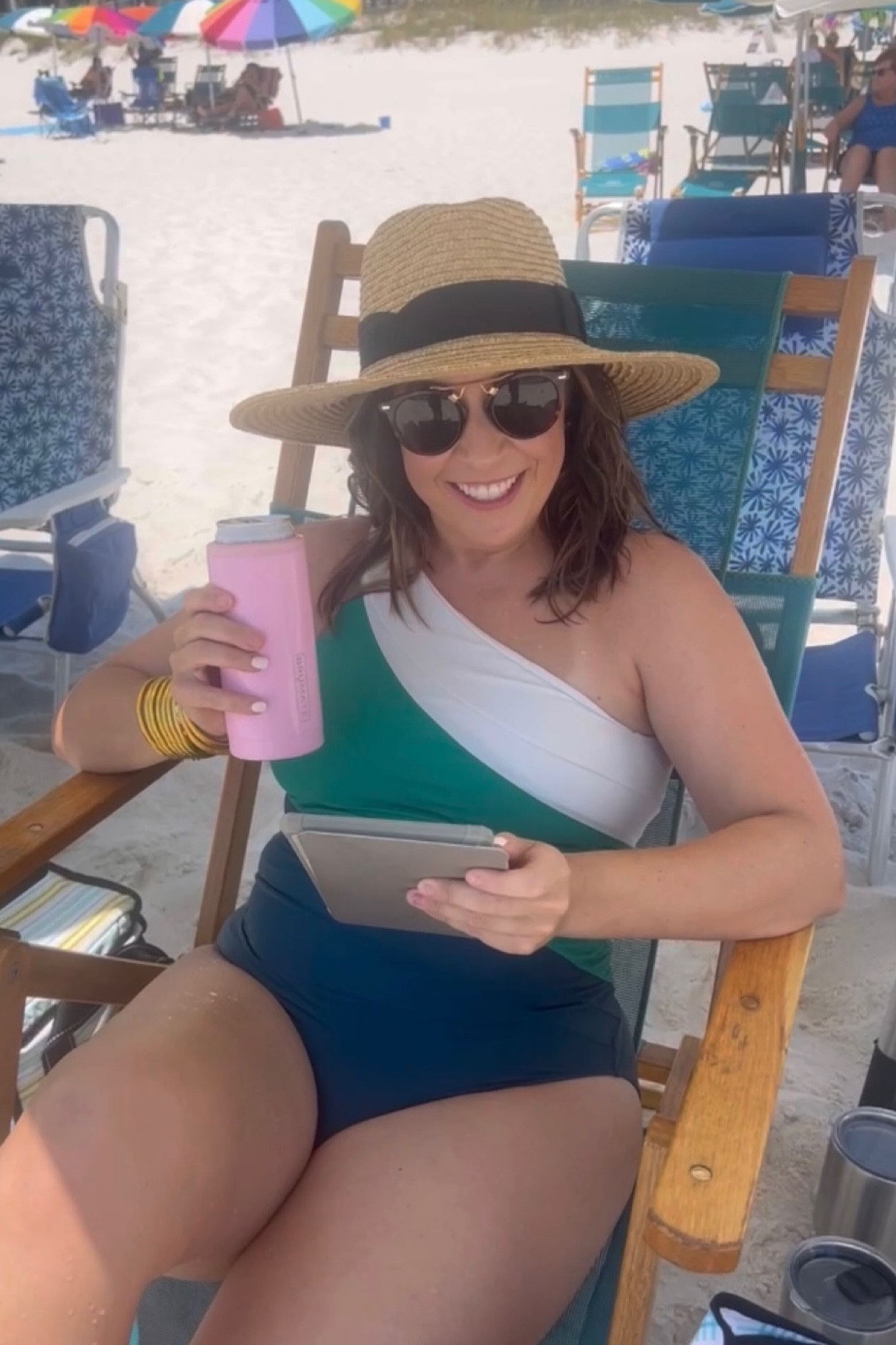 Beach Vibes
Summersalt
Brumates
Kindle

#LTKcurves #LTKSeasonal #LTKFind