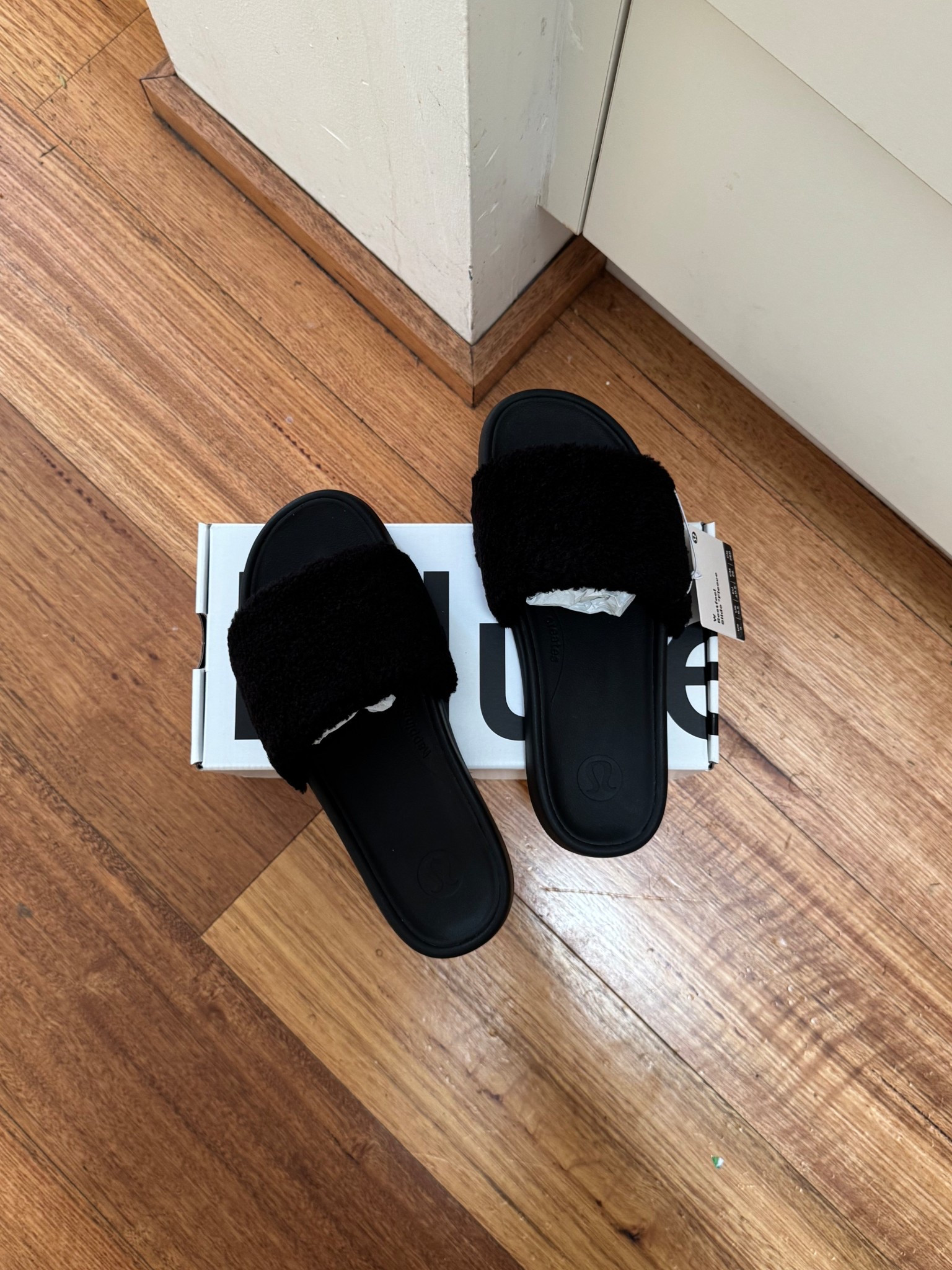 New slides for pilates YAY 🤸🏽‍♀️🤝🏼 - lululemon never fails me xx 

#LTKshoes #LTKaustralia #LTKfitness