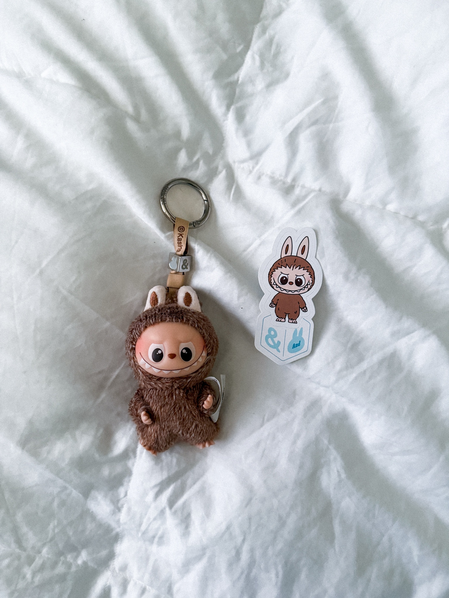 finally caved and got a pin for love labubu and it’s so fkn cute 🥹
#labubu #pinforlove #keychain #popmart

#LTKSaleAlert #LTKGiftGuide #LTKItBag