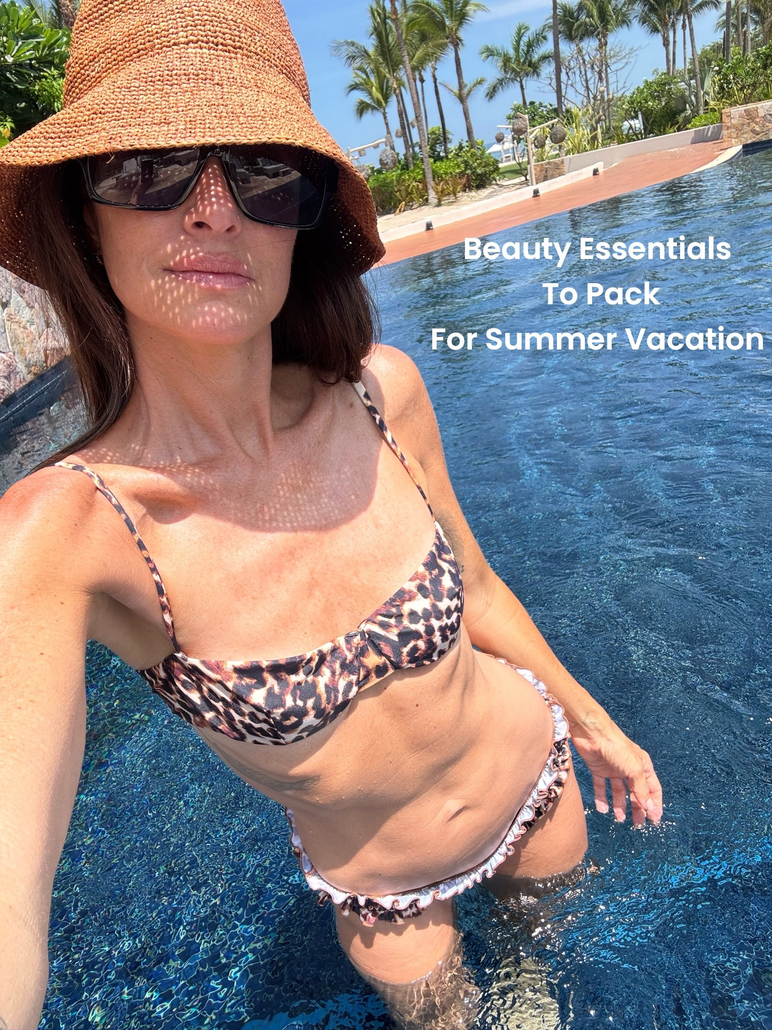 Everything that went in my bag for HAIR and SKIN on my recent trip to Mexico!  Keeping me glowing, hydrated, sun-kissed and frizz free!