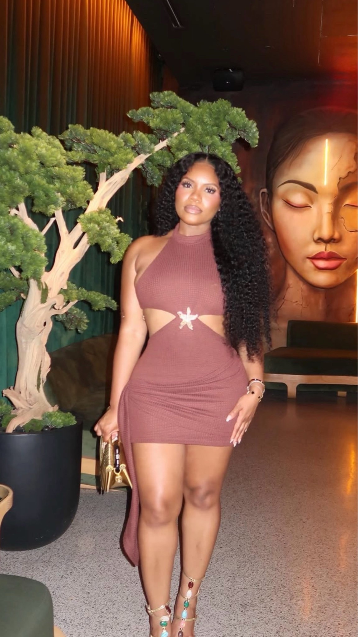 Y’all know I love a good dress moment 🤎
This one hugged me in ALL the right places and the gold accessories set it OFF. Real cute, real grown, real “where she going?” energy ✨ Linking everything because this look deserves a night out 🥂 #LTKStyle #DateNightOutfit #BrownDress #VacationStyle #BlackGirlStyle #AmazonFashion #GirlsNightOut #OOTD #FashionFinds #LuxuryStyle

#LTKdayinmylife #LTKootd