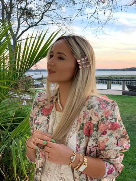 Floral blazers and white Spring minis🤍✨ the perfect combo
#springoutfit #whitedress #blazer #florals #spring #dress #floralblazer #vintage #vintagejewelry



#LTKSeasonal #LTKGiftGuide #LTKstyletip