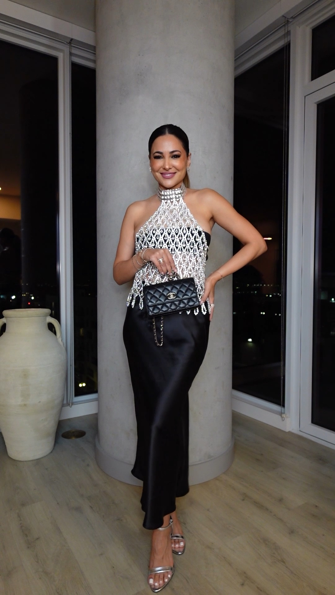 GRWM: Styling The Most Stunning Body Chain Pt. V✨

Don’t forget to leave a little sparkle wherever you go… 🦋


Rate this #ootd from 1-10💫

Today’s affirmation:
“I shine bright & never dim my light for anything, or anyone ” ✨

TAG someone who would love this & don’t forget to save the video to refer back to when styling • #todaysoutfit #outfit #fashion #styletips #outfitideas #grwm #fashionstyle #styling 

Outfit Breakdown:
top — @shopakira 
skirt — @nordstrom 
blazer — old
lip stain — @sephoracollection x @sephora color 85
body oil — @anastasiabeverlyhills 
perfume — @parfumsdemarly 
bag — @chanelofficial 
shoes — @ninewest

#LTKStyleTip #LTKFindsUnder100 #LTKBeauty