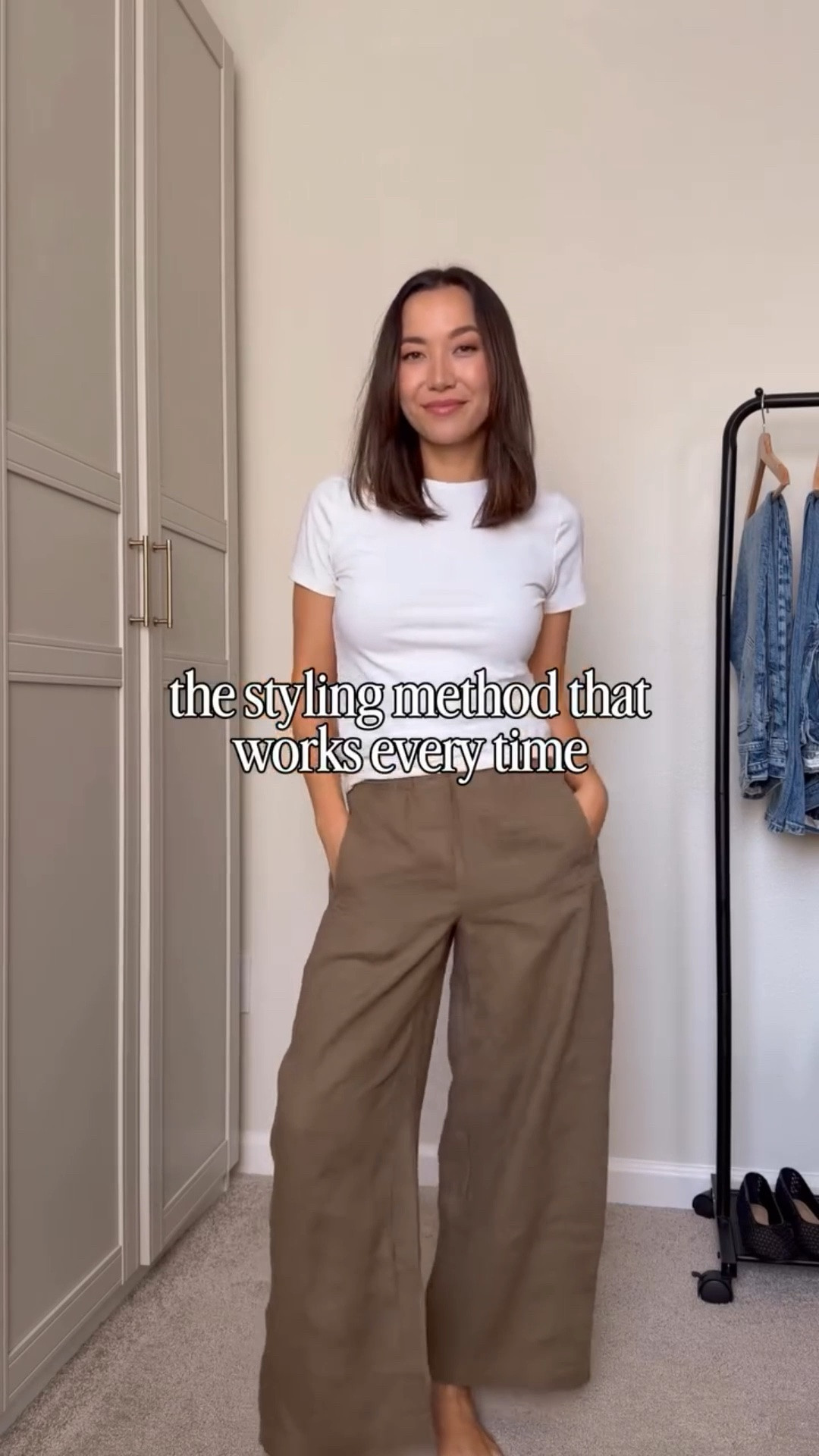 The sandwich method - the styling trick that works every time 

Styling linen barrel pants - BR wearing xs regular 
Everlane cashmere boxy xs
Madewell strappy sandals a fave dressy shoe!

#LTKootd