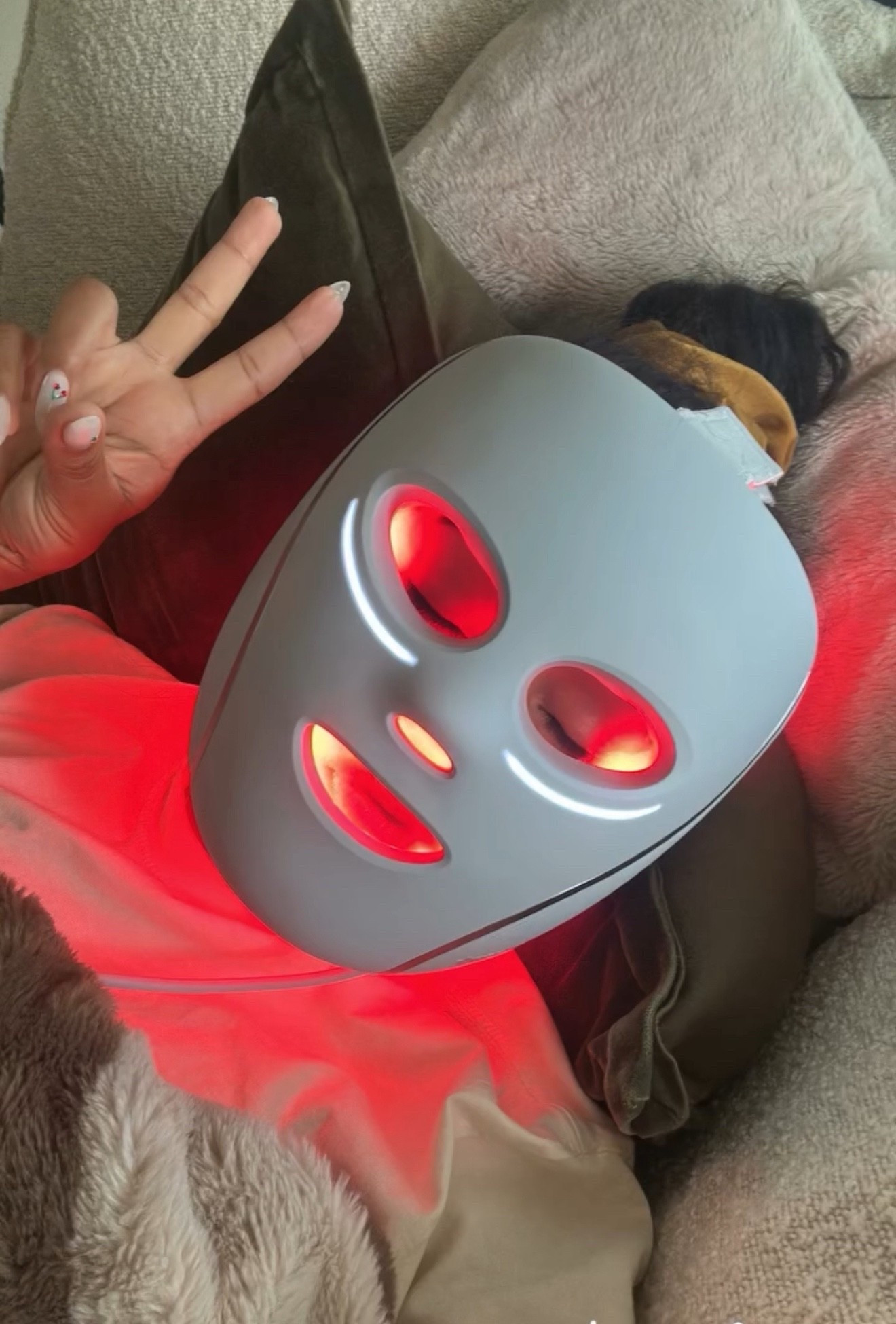 A little Cryo Glow break, courtesy of @SharkBeauty ✨

#LTKBeauty