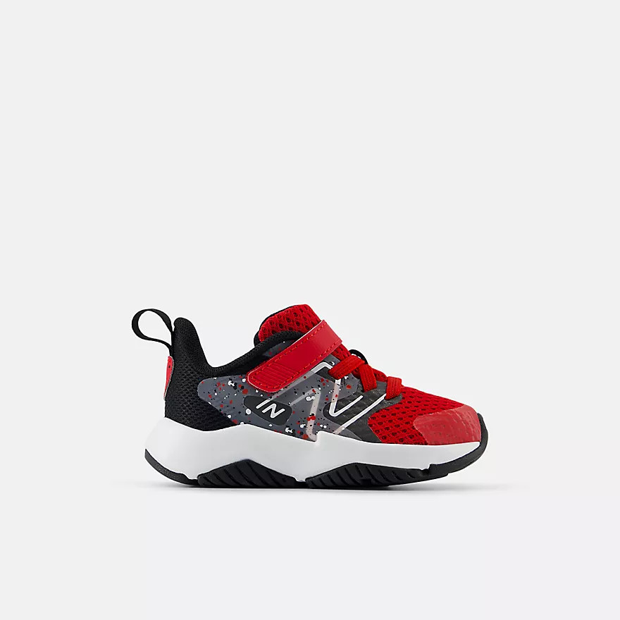 Rave Run v2 Bungee Lace with Top Strap | New Balance Athletics, Inc.