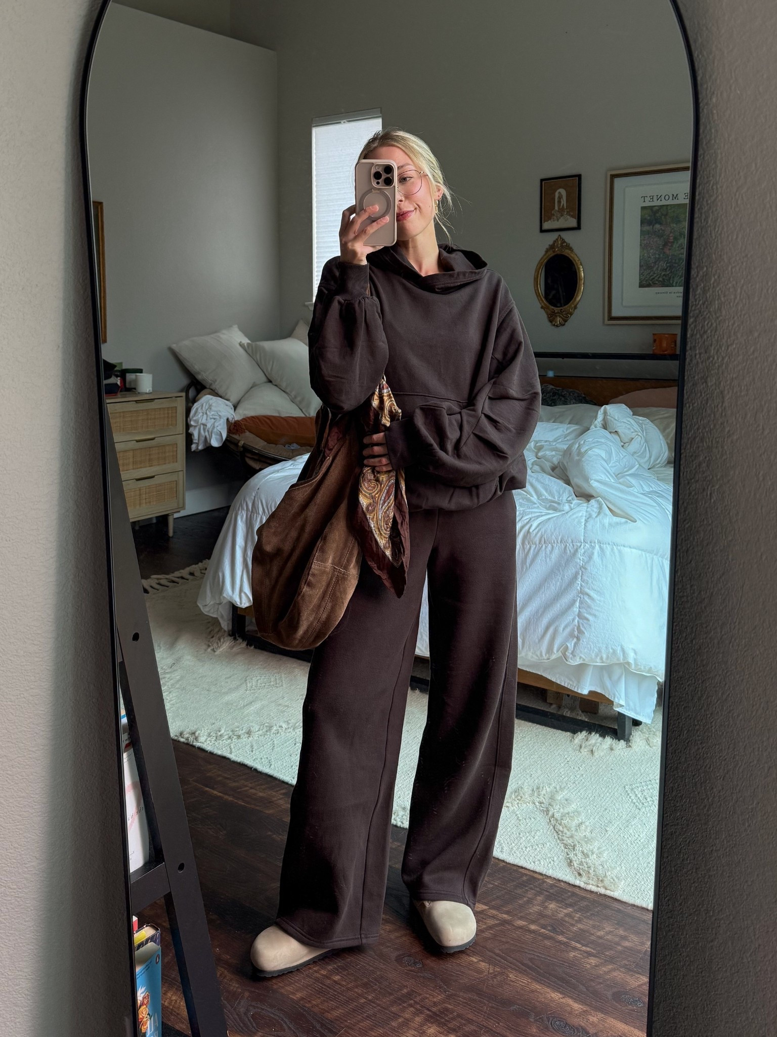 Brown on brown — my favorite fall combo 🤎

#LTKSeasonal #LTKFindsUnder100 #LTKFindsUnder50