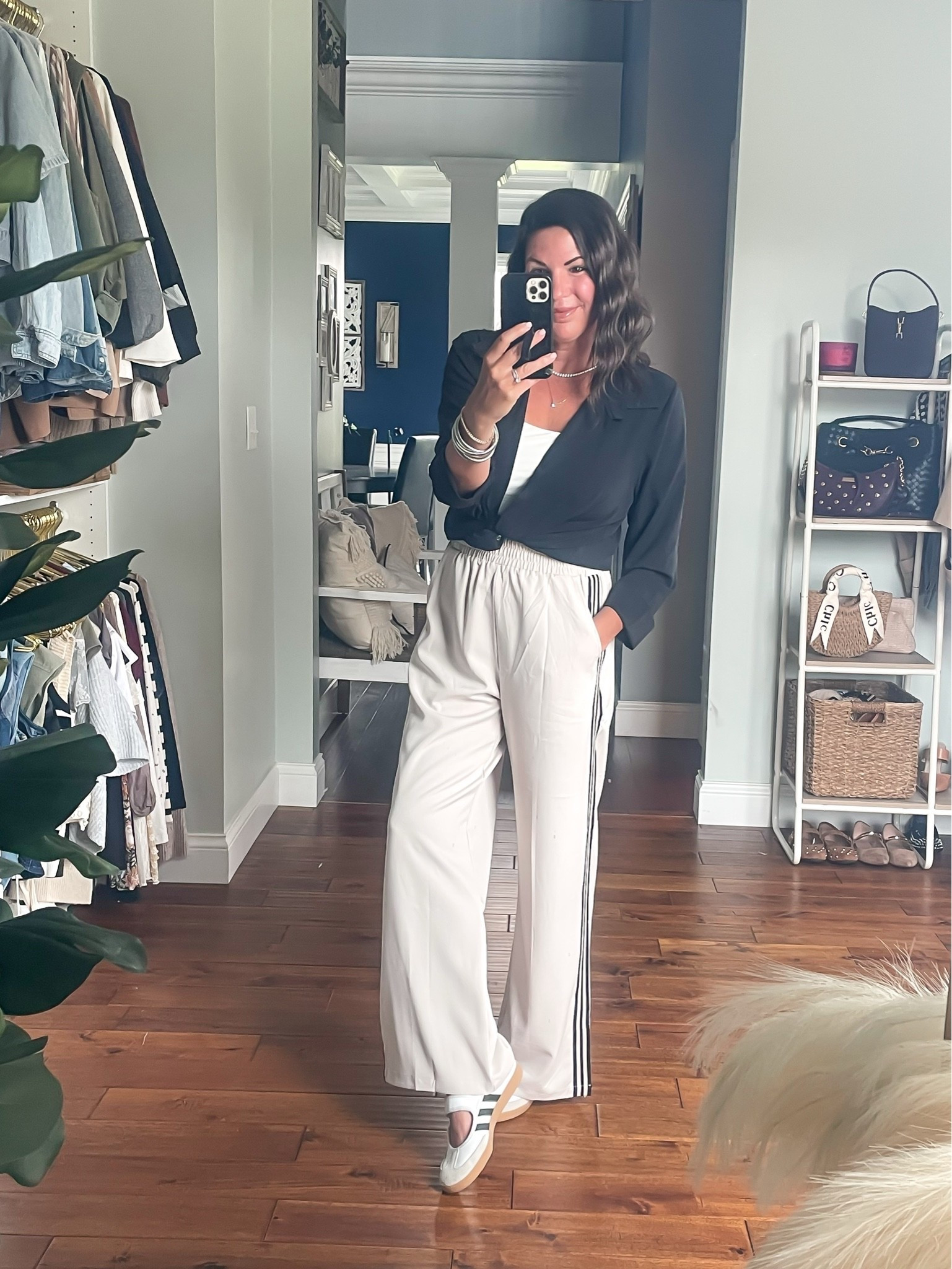 Athleisure ootd 
Elevated casual look

#LTKootd #LTKOver40 #LTKSeasonal