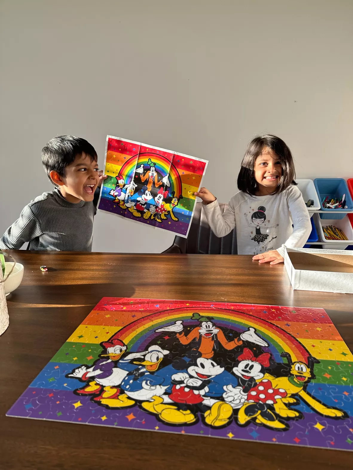 Disney Friends - Rainbow Friends- 200 Piece Puzzle