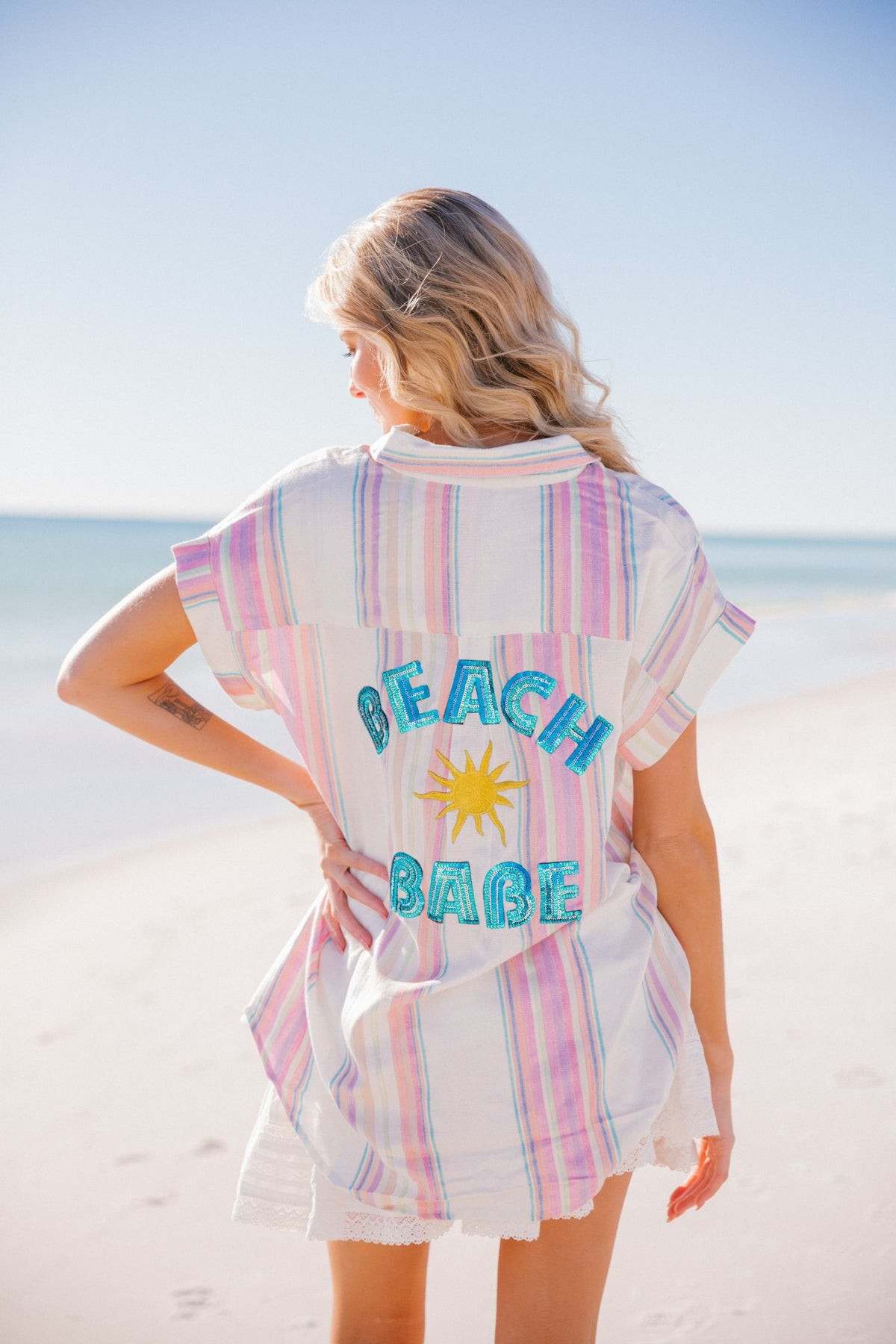 BEACH BABE BUTTON DOWN | Judith March