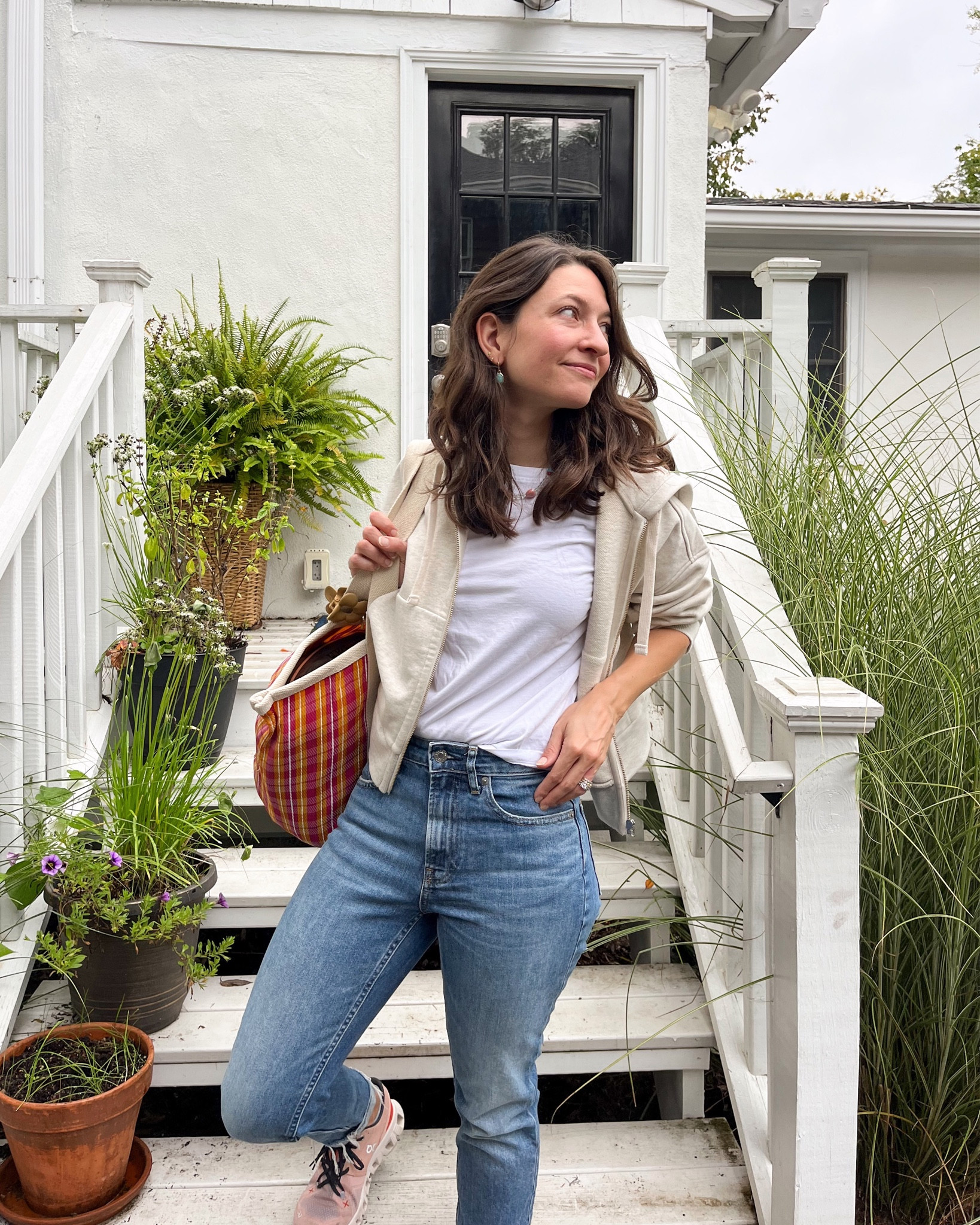Cute, casual, & weekend ready 🍁 A basic white tee, zip up hoodie, & comfortable sneakers for doing all the things  

#LTKfindsunder100 #LTKSeasonal #LTKfitness