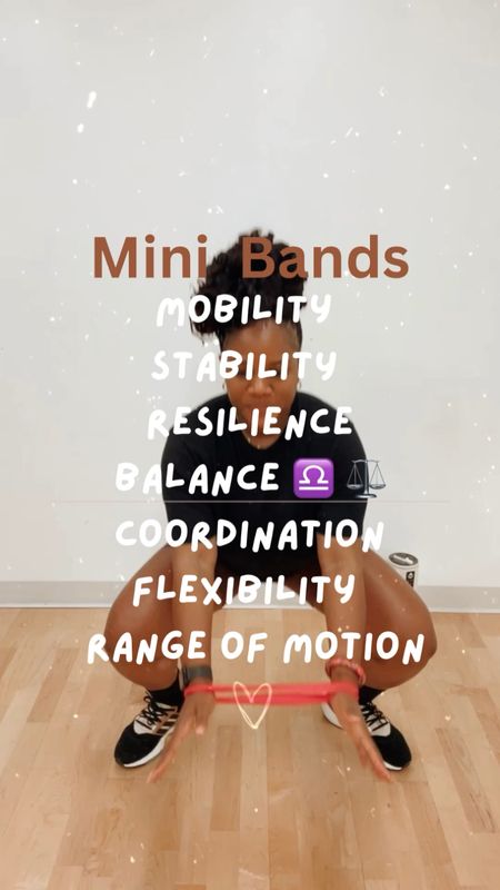 mini resistance band workout  | resistance bands exercise for strength training, resilience, mobility and stability. Loop band workouts for beginners 🏋🏾‍♀️

#LTKActive #LTKFitness #LTKVideo