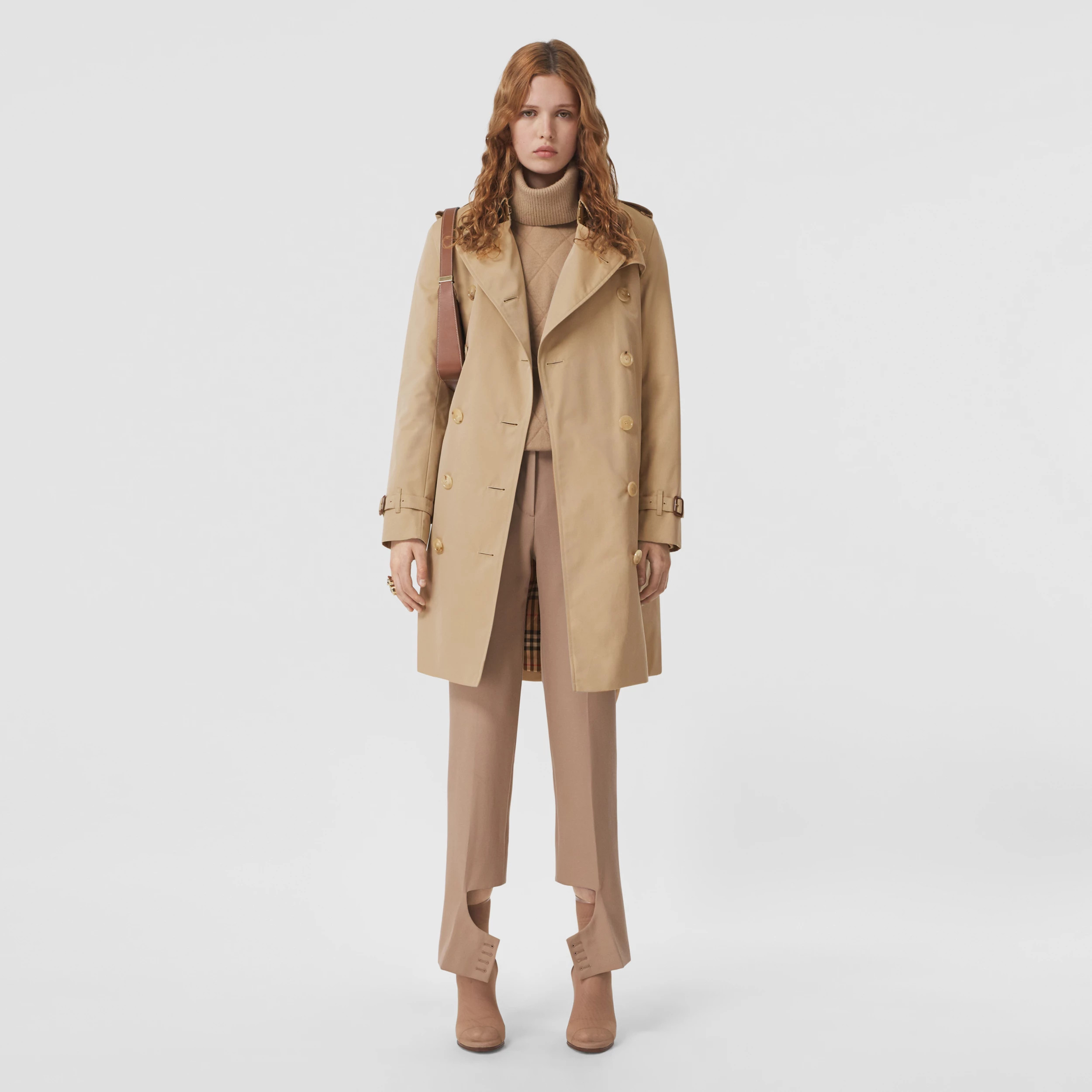 The Mid-length Kensington Heritage Trench Coat in Honey - Women | Burberry United States | Burberry (US)