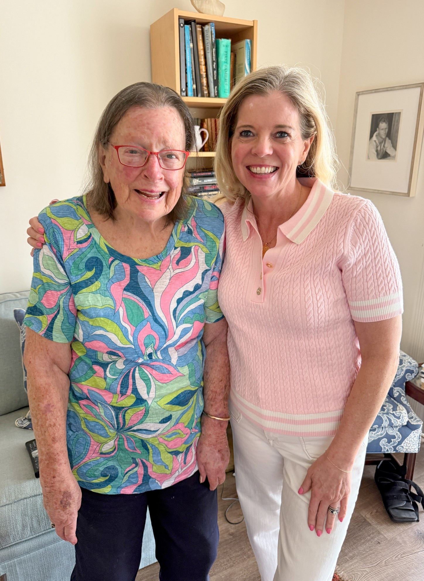 My new favorite sweater during the transition to spring! It looks good on everyone too.🤍🩷
Straight fit, short sleeve, sweater polo with buttons, cable stitches, and striped trims.

#LTKOver40 #LTKTravel #LTKSeasonal