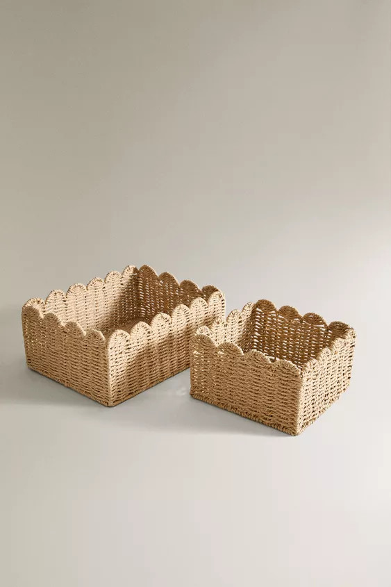 SMALL SCALLOPED BASKET | Zara US