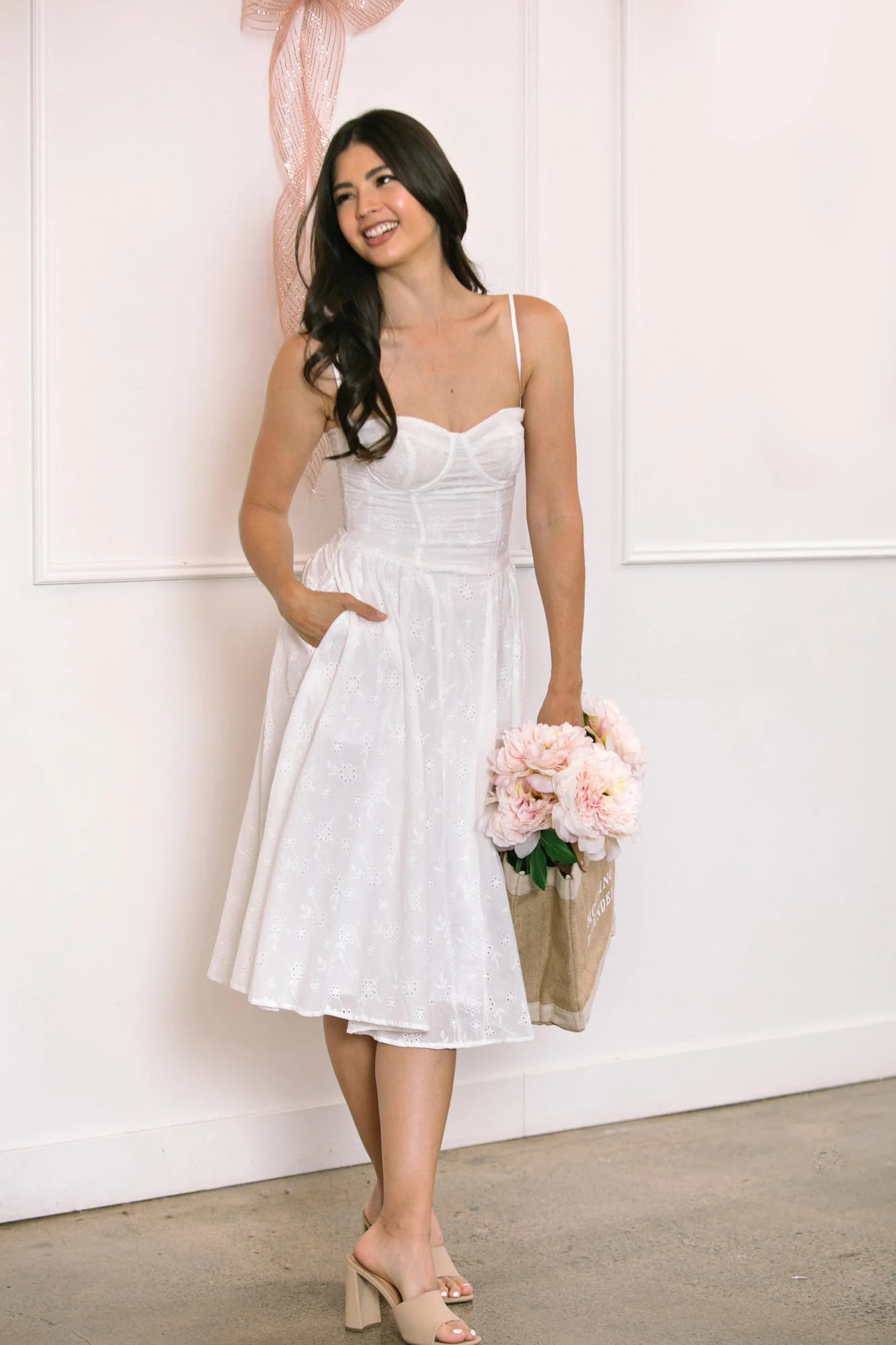 Avril Eyelet Midi Dress | Morning Lavender